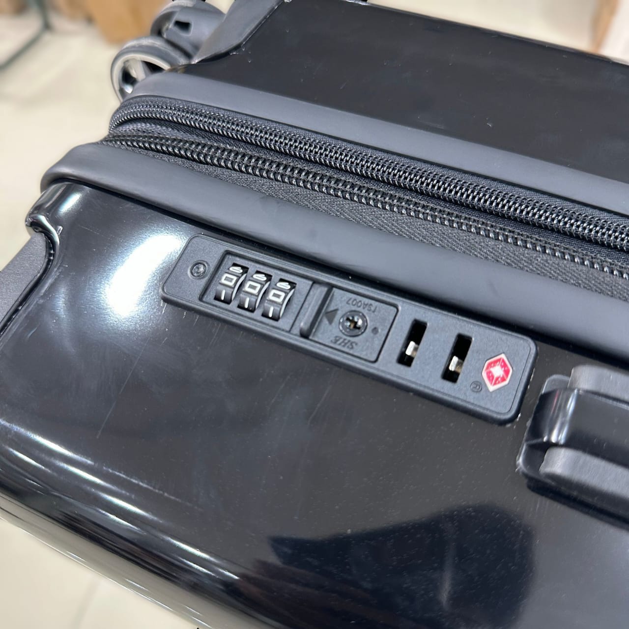SwissTech Exhibition Spinner Set Of 3 Luggage