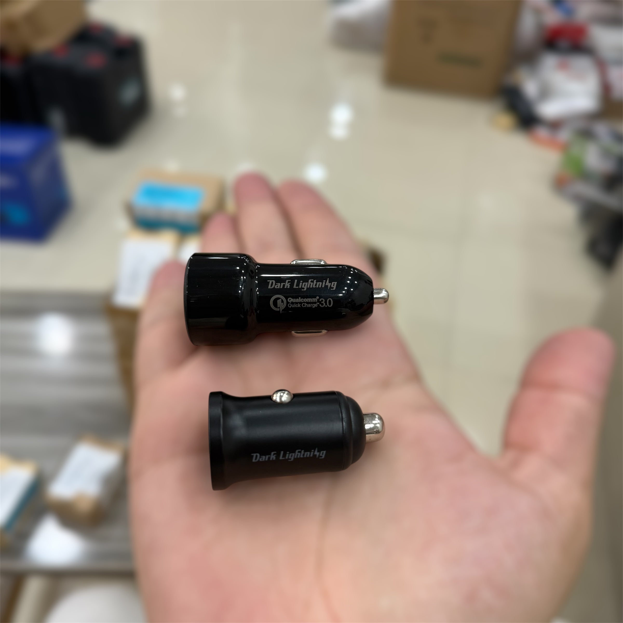Dark Lightning 30W Quick Car Charger