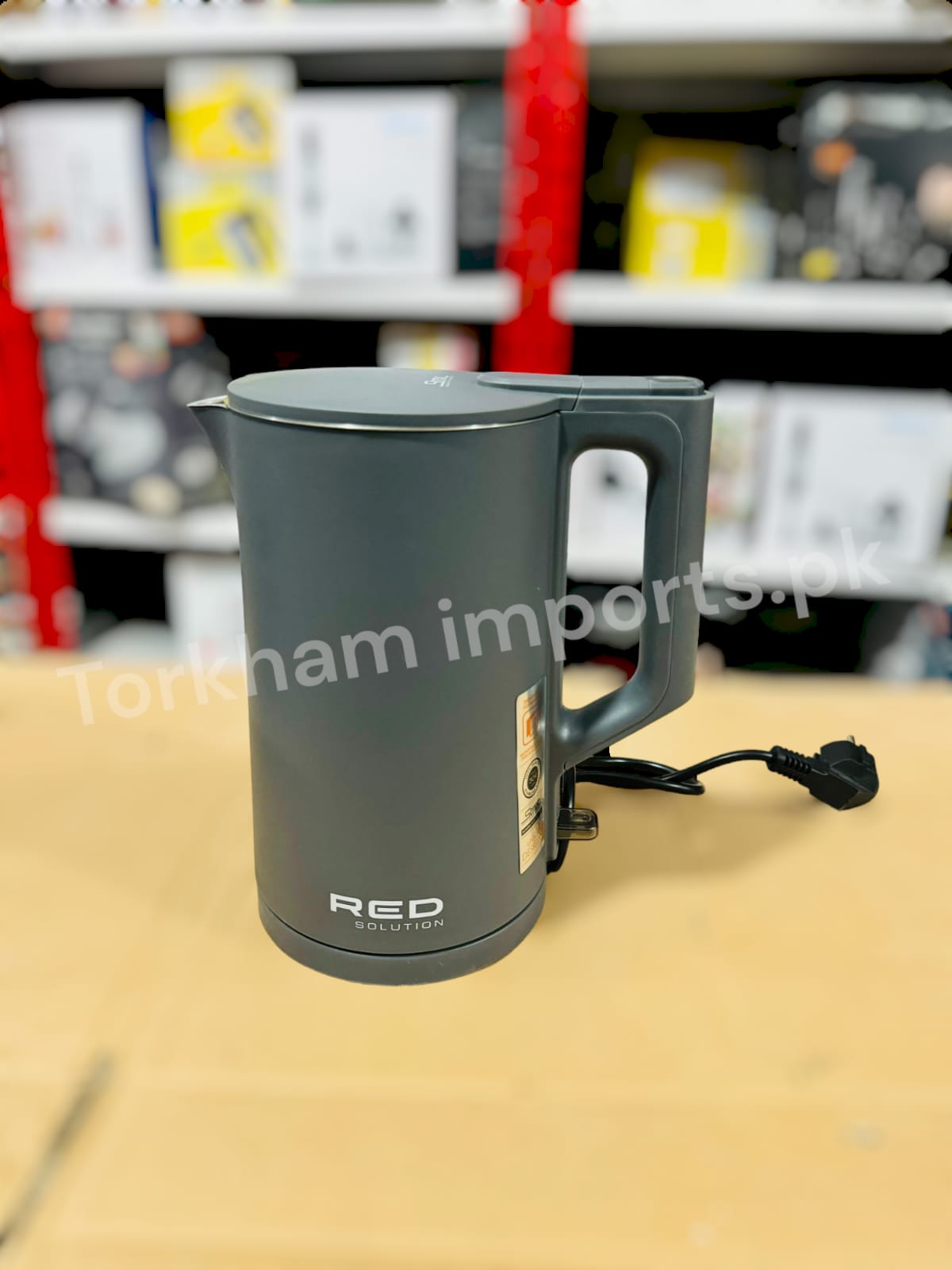 RED REVOLUTION Electric Kettle