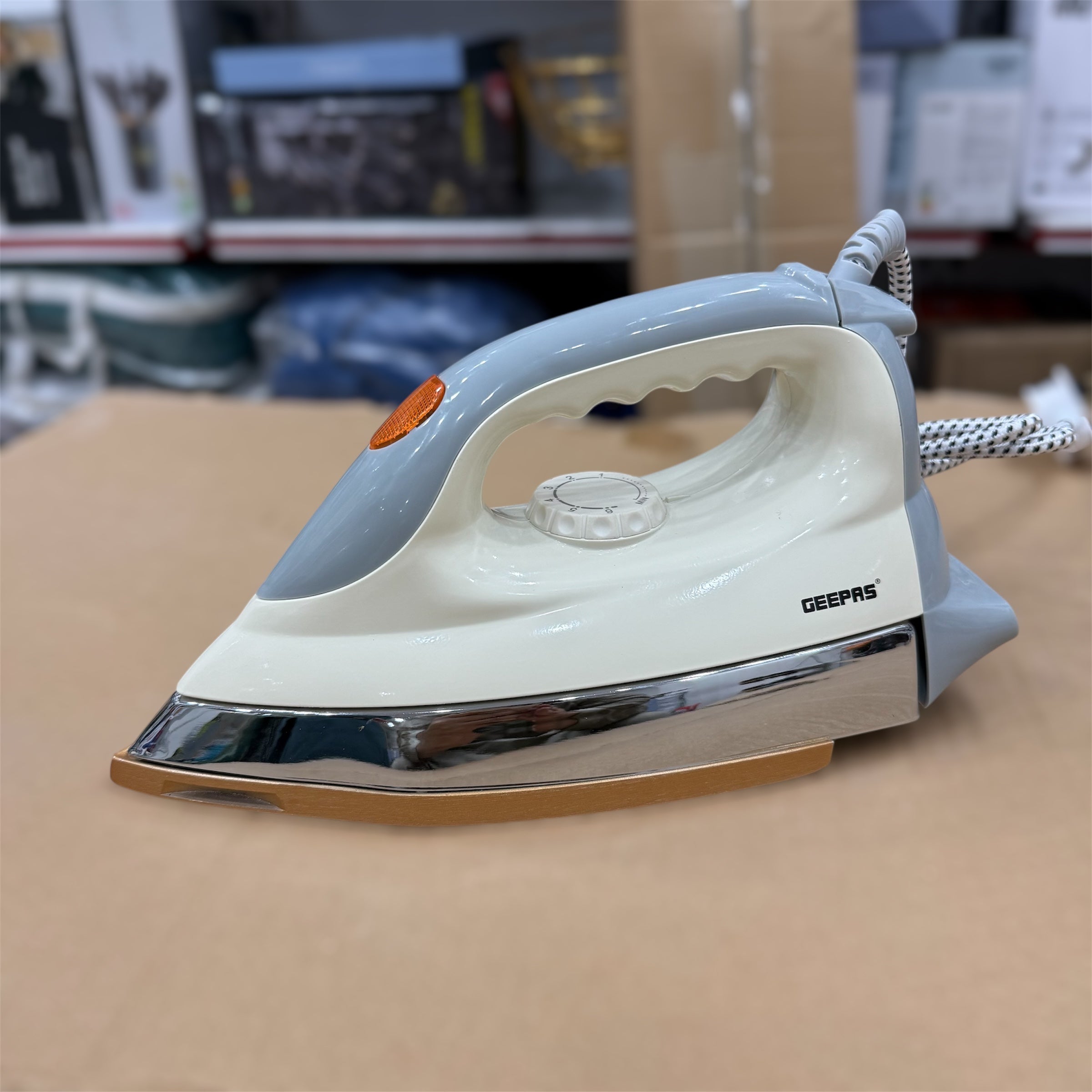 Geepas Automatic Dry Iron-23022