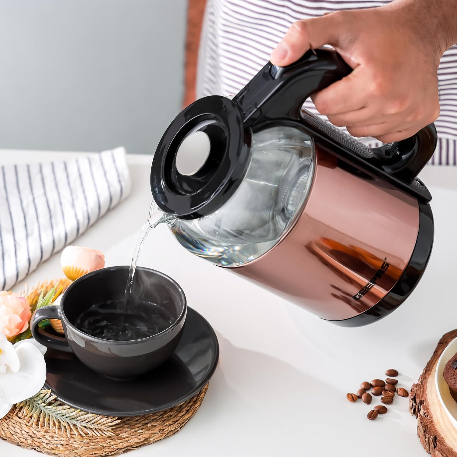 GEEPAS 1.7L Double Layer 1500W Glass Kettle-38063