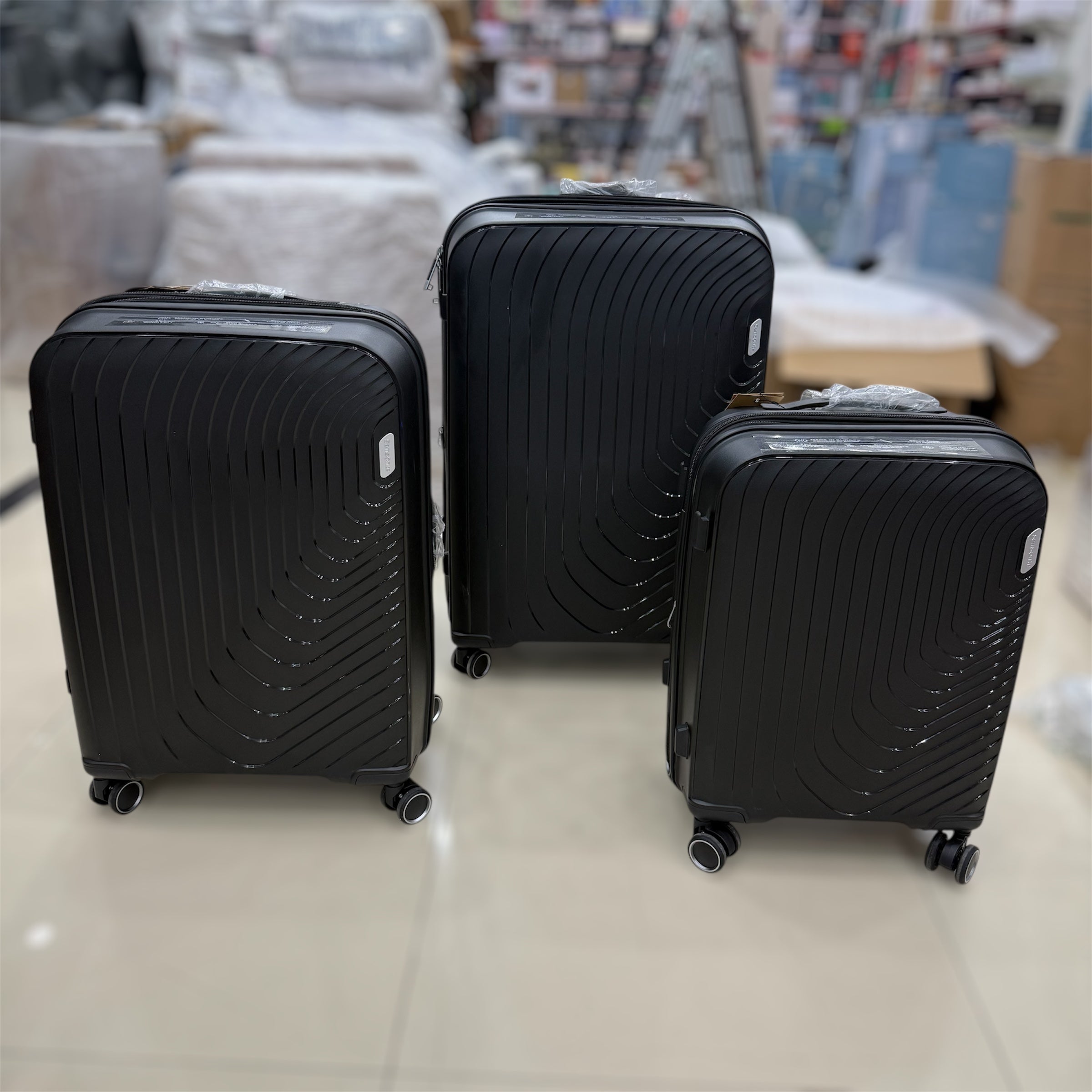 Samsonite Interlace Suitcase