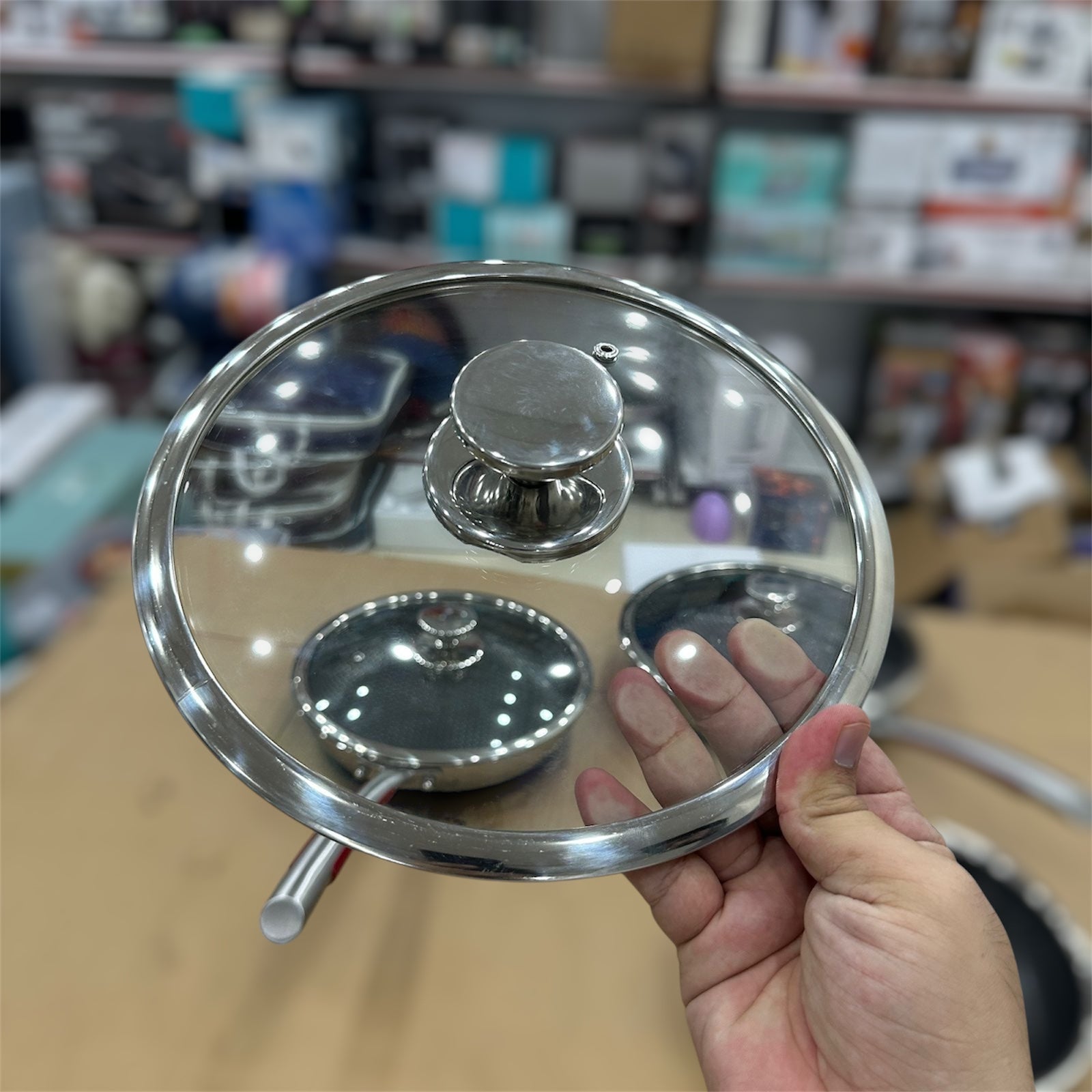 Laser Coated Honeycomb Frypan with Glass Lid