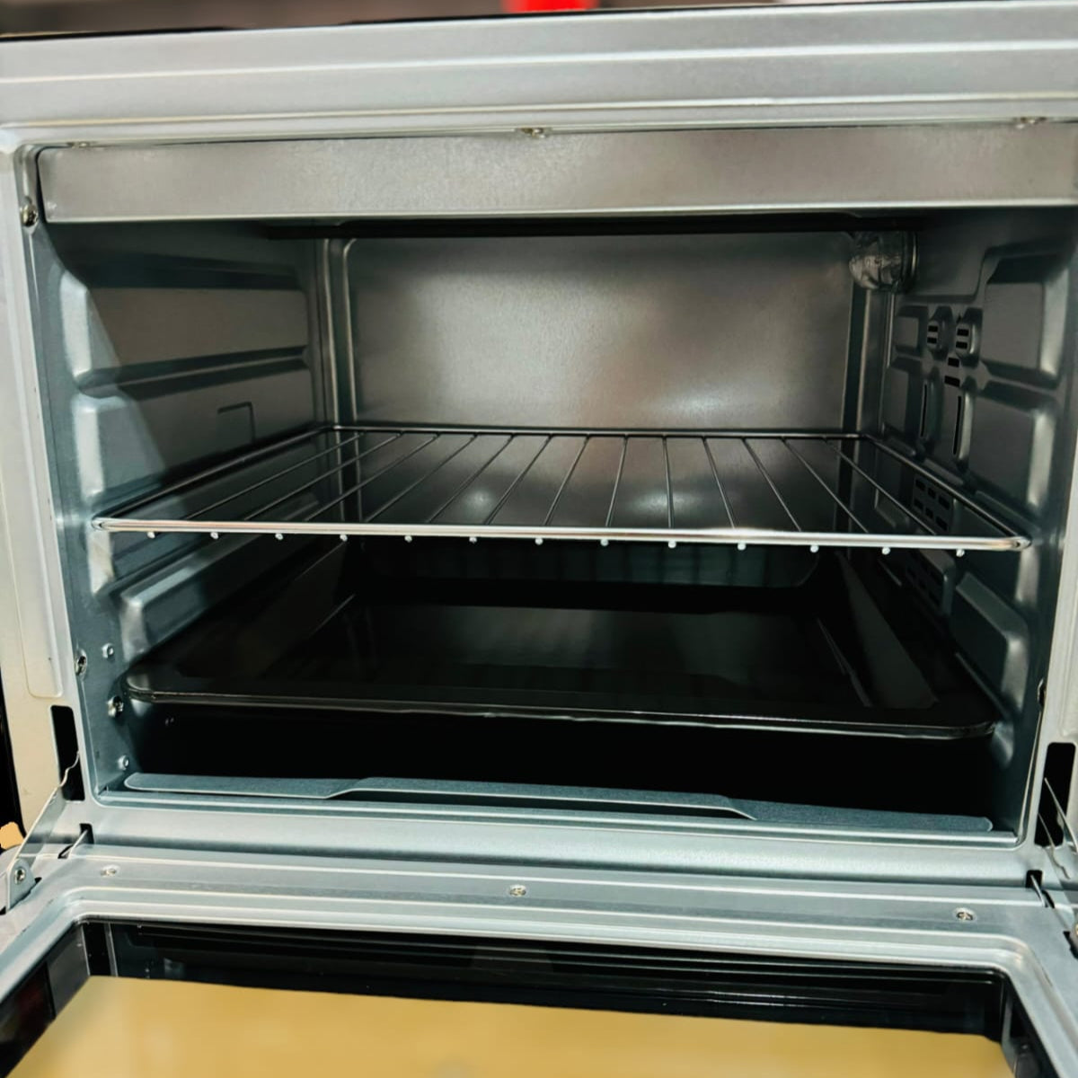Swiss Pro+ Electric Oven 33L
