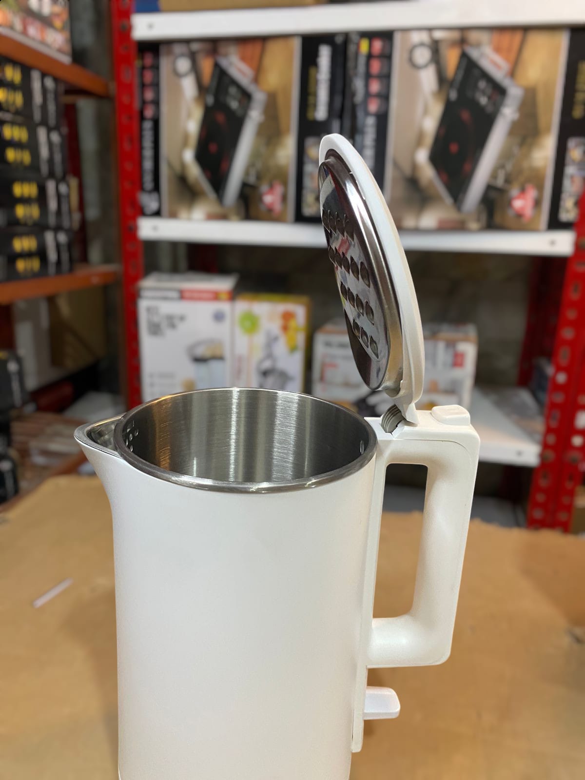 Whirlpool Electric Kettle 1.7L