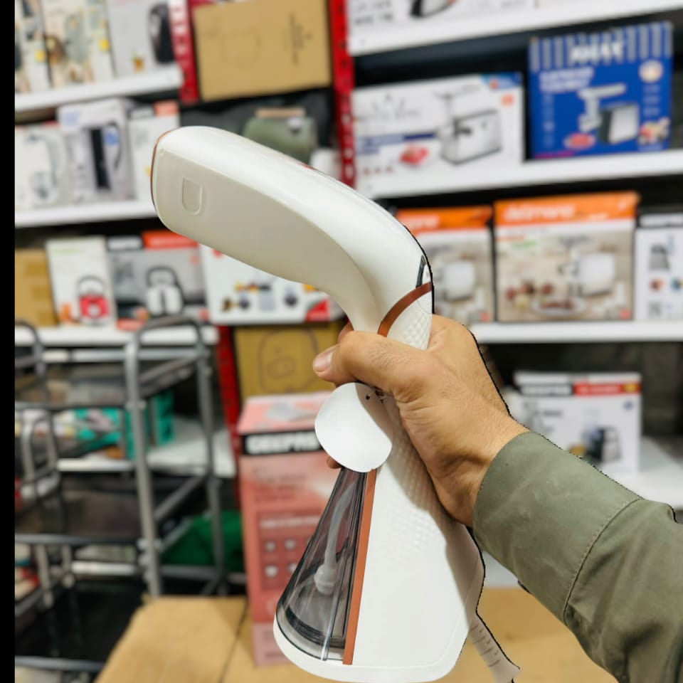 GEEPAS 1500W Handheld Garment Steamer-25035