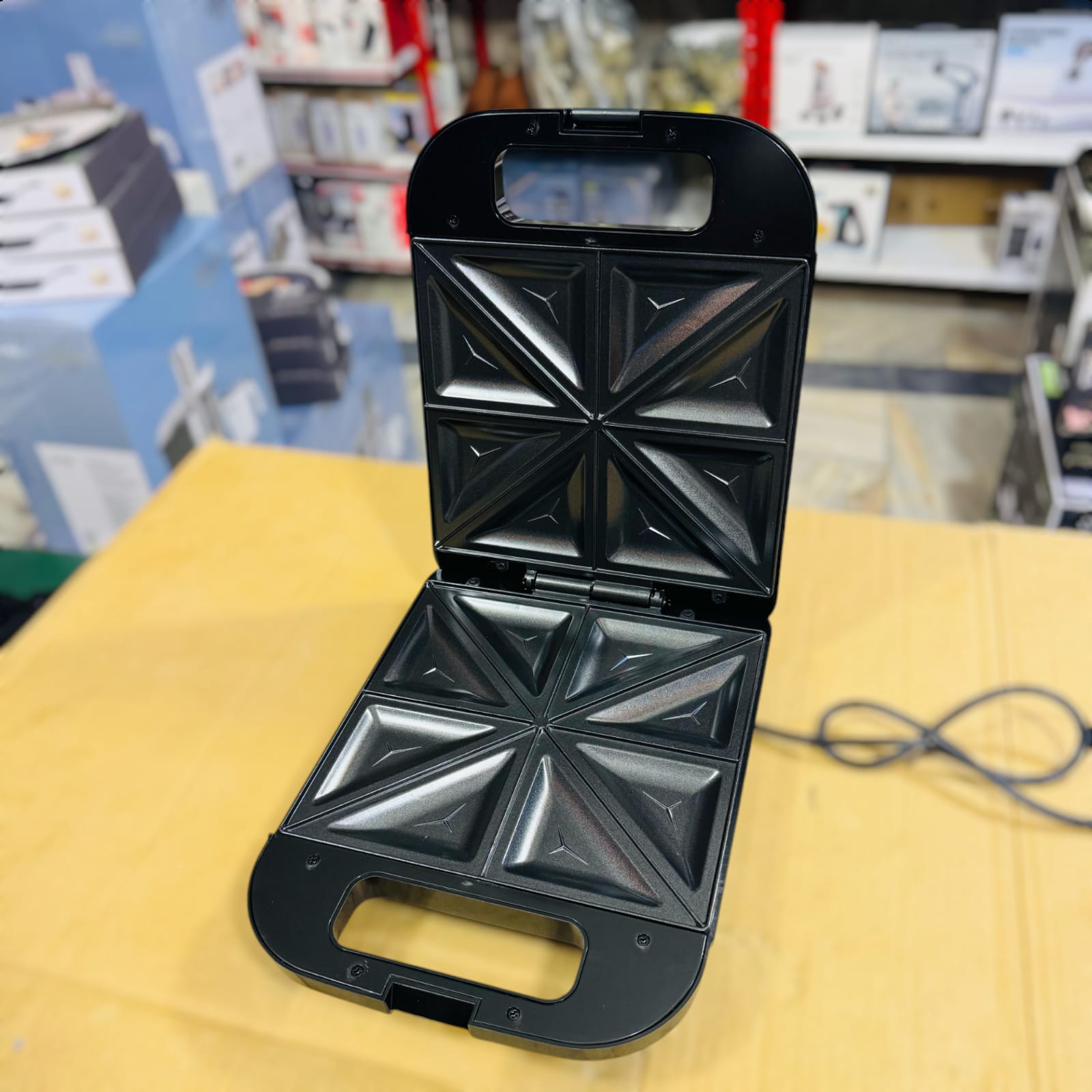 Sokany 8 Slice Sandwich Maker