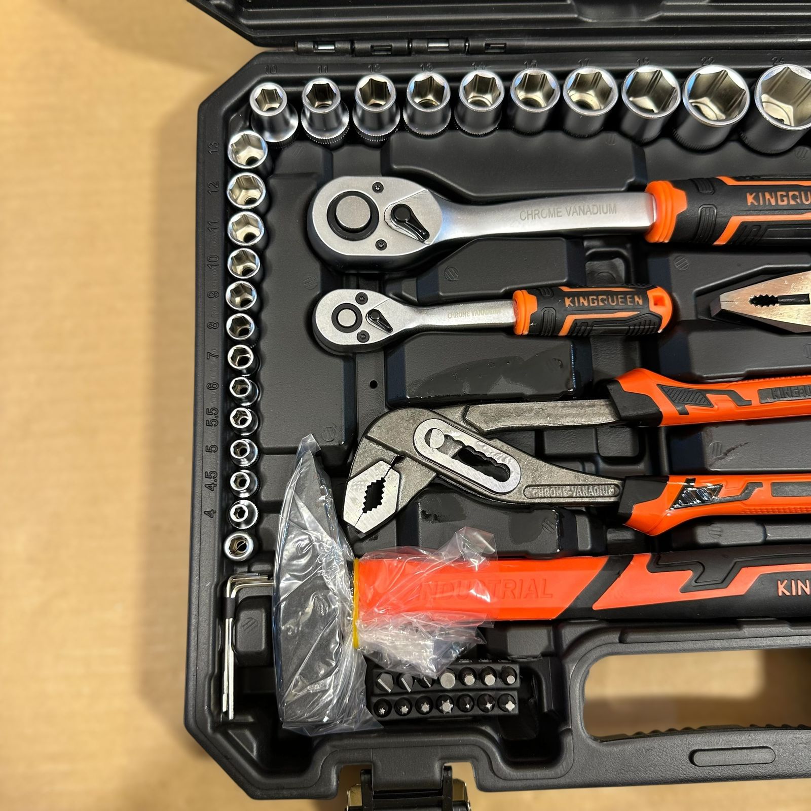 KQ Professional High-Quality Tool Box