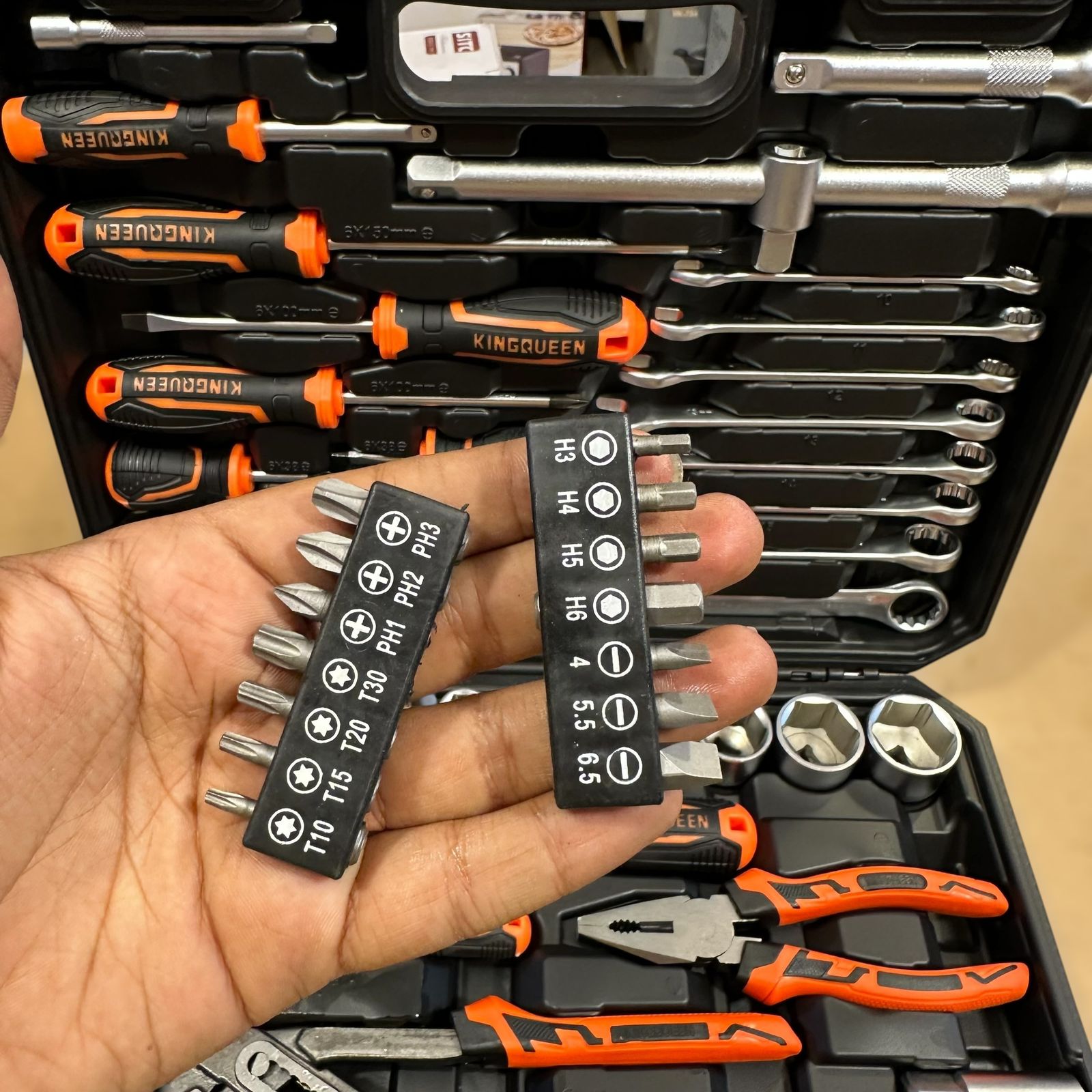 KQ Professional High-Quality Tool Box