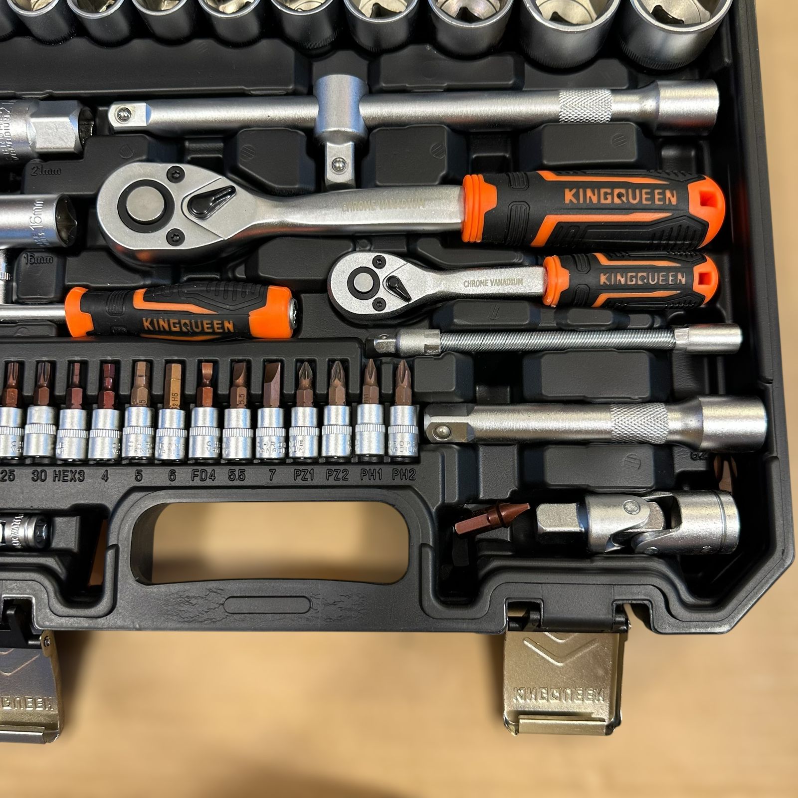 KQ Professional High-Quality Tool Box