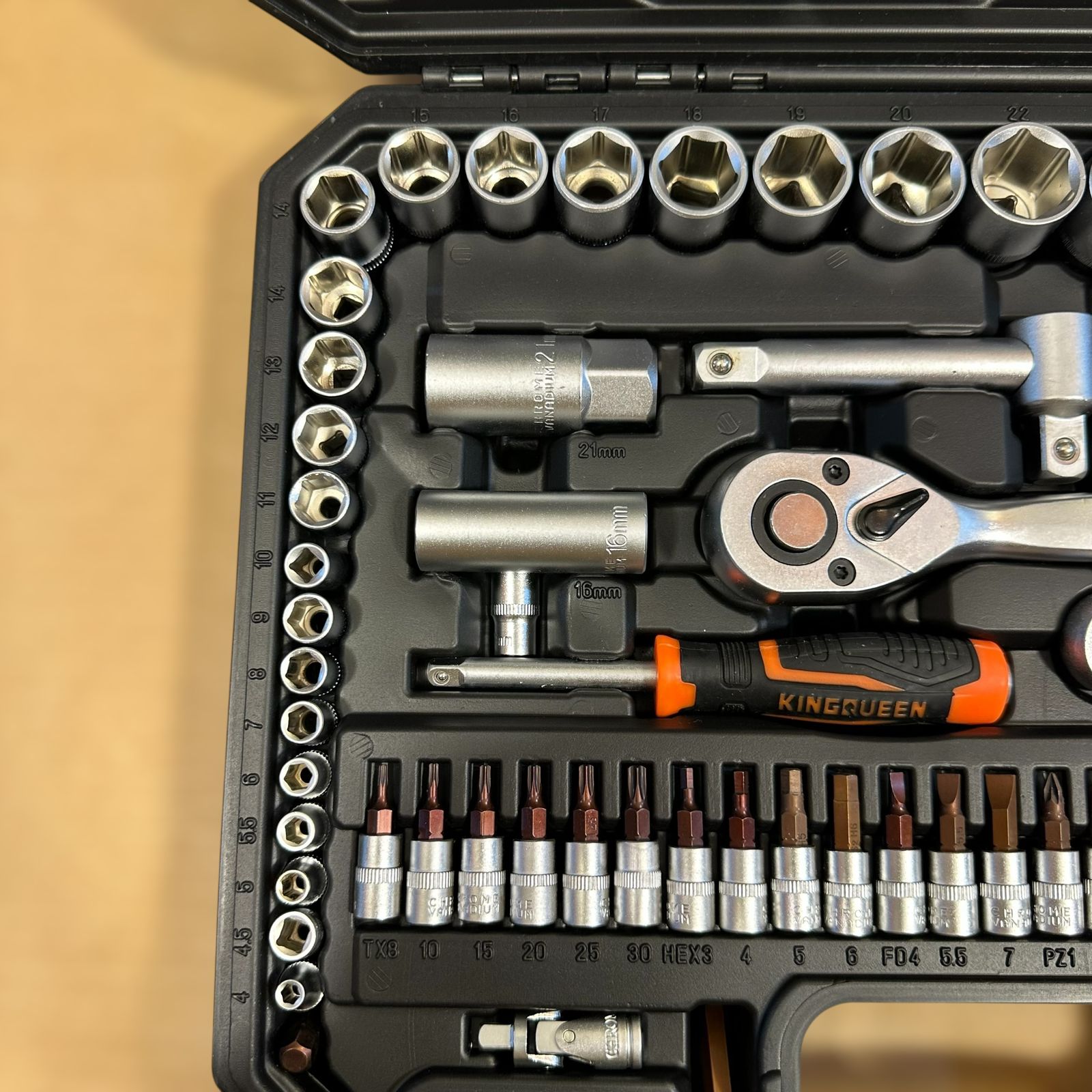 KQ Professional High-Quality Tool Box