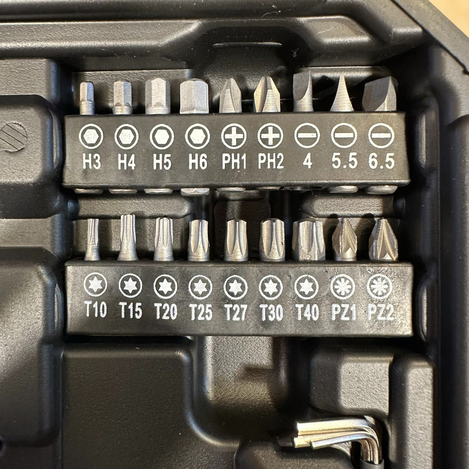 KQ Professional High-Quality Tool Box