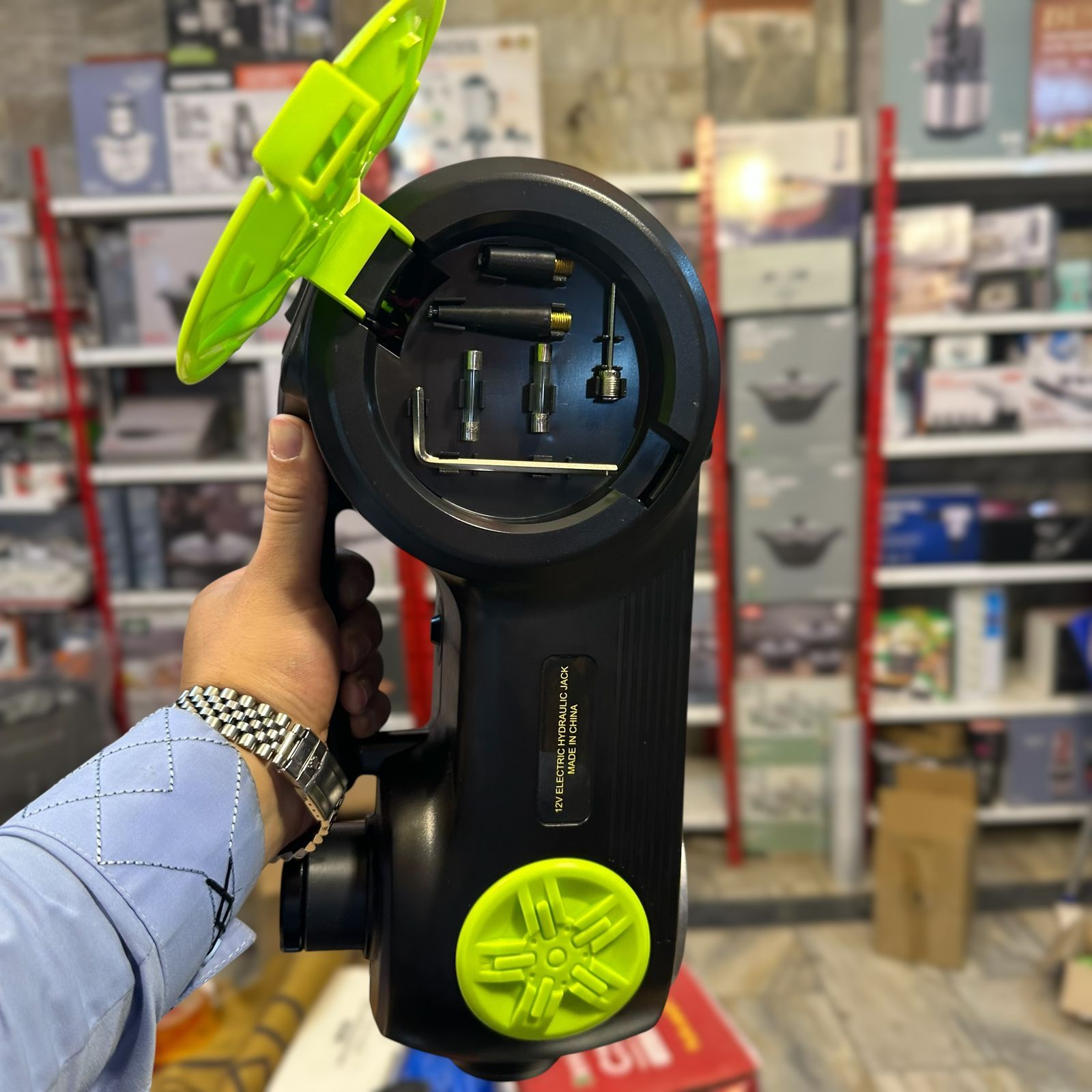Electric Hydraulic Jack , Wrench & Tyre Inflator
