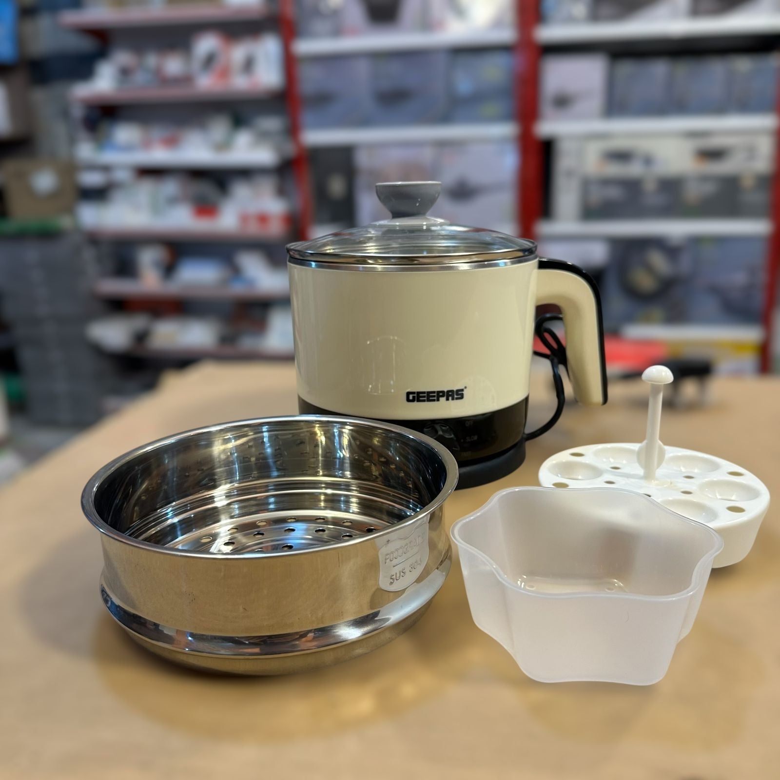 Geepas Double Layer Multifunction Kettle 38026