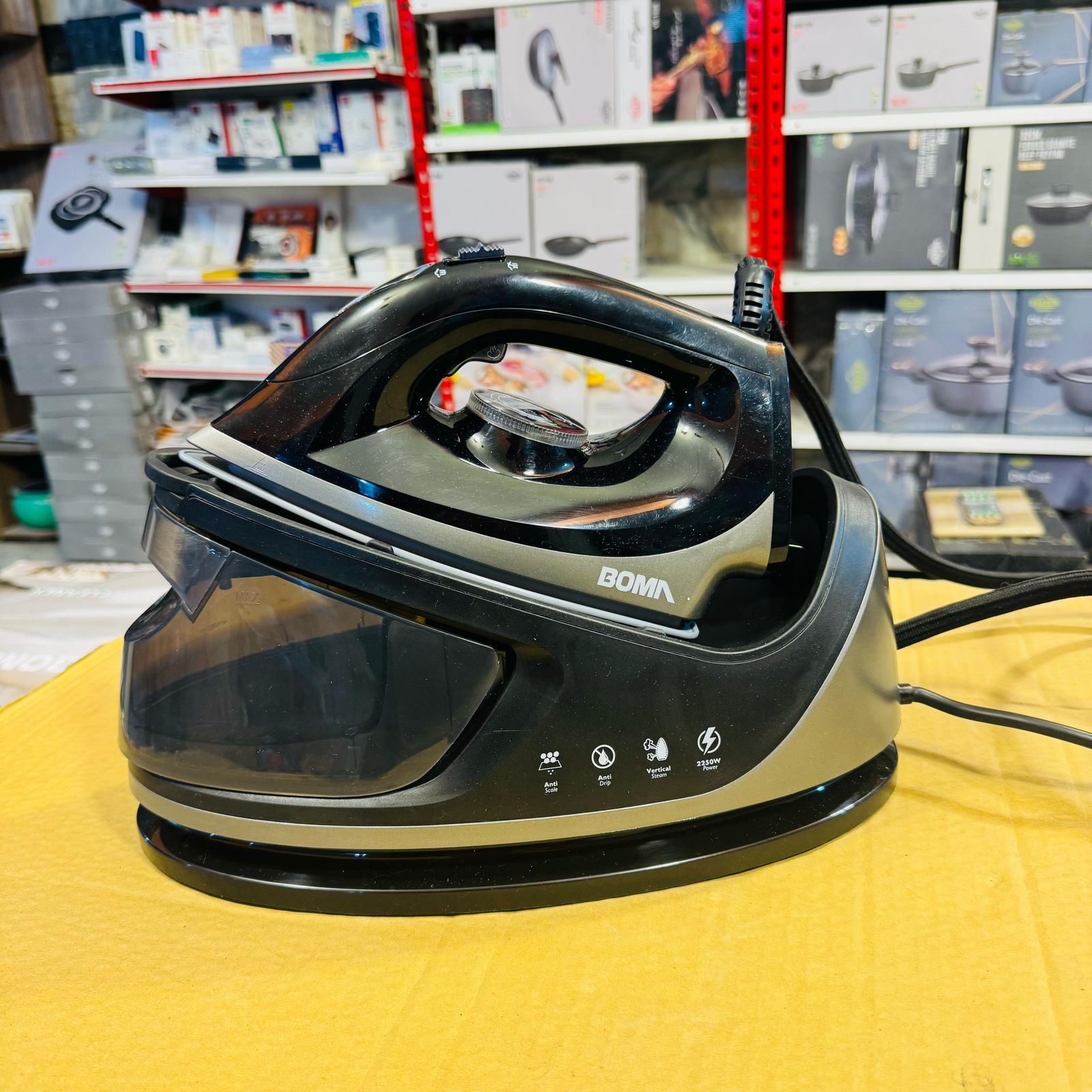 Boma Tank Steam Iron BM-199L