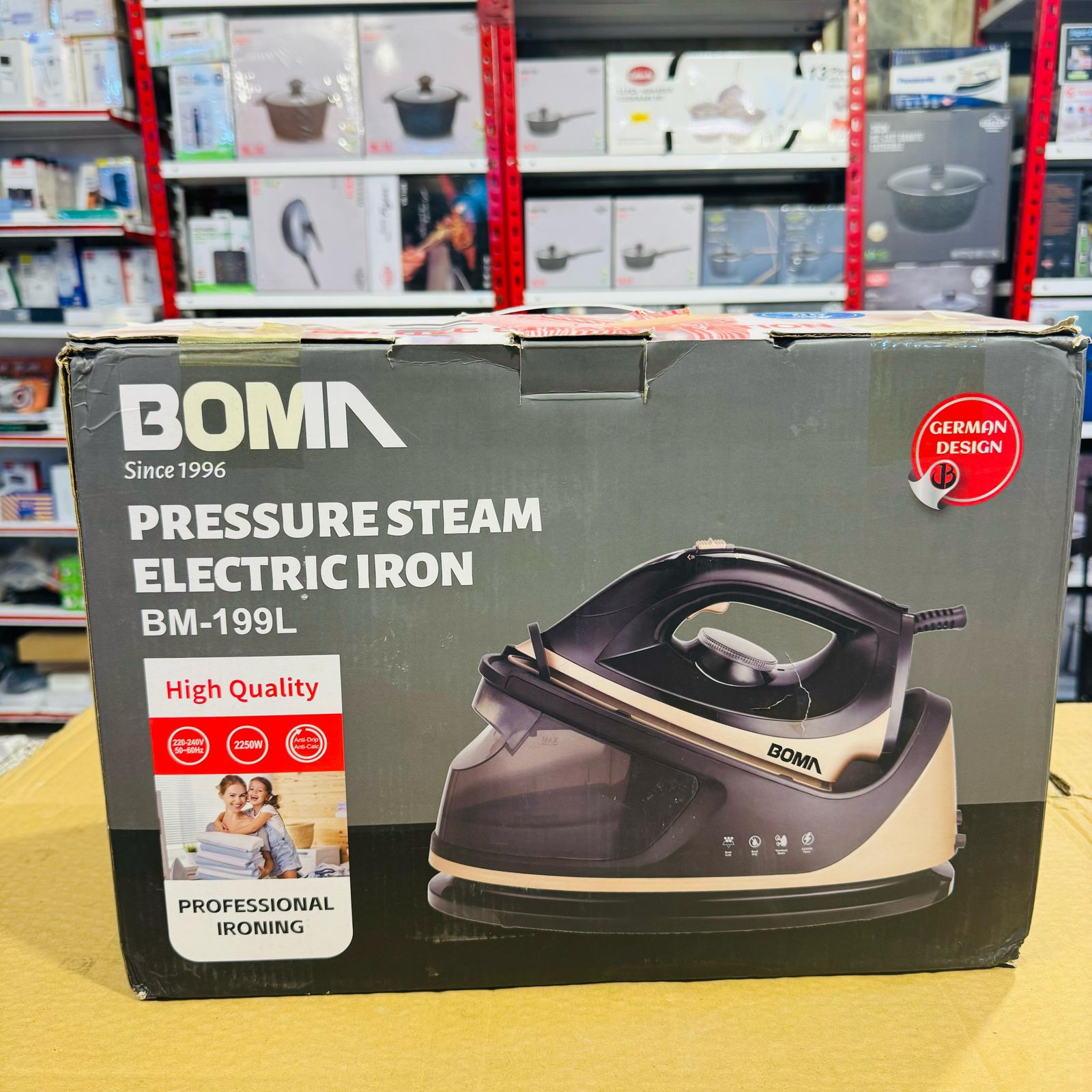 Boma Tank Steam Iron BM-199L