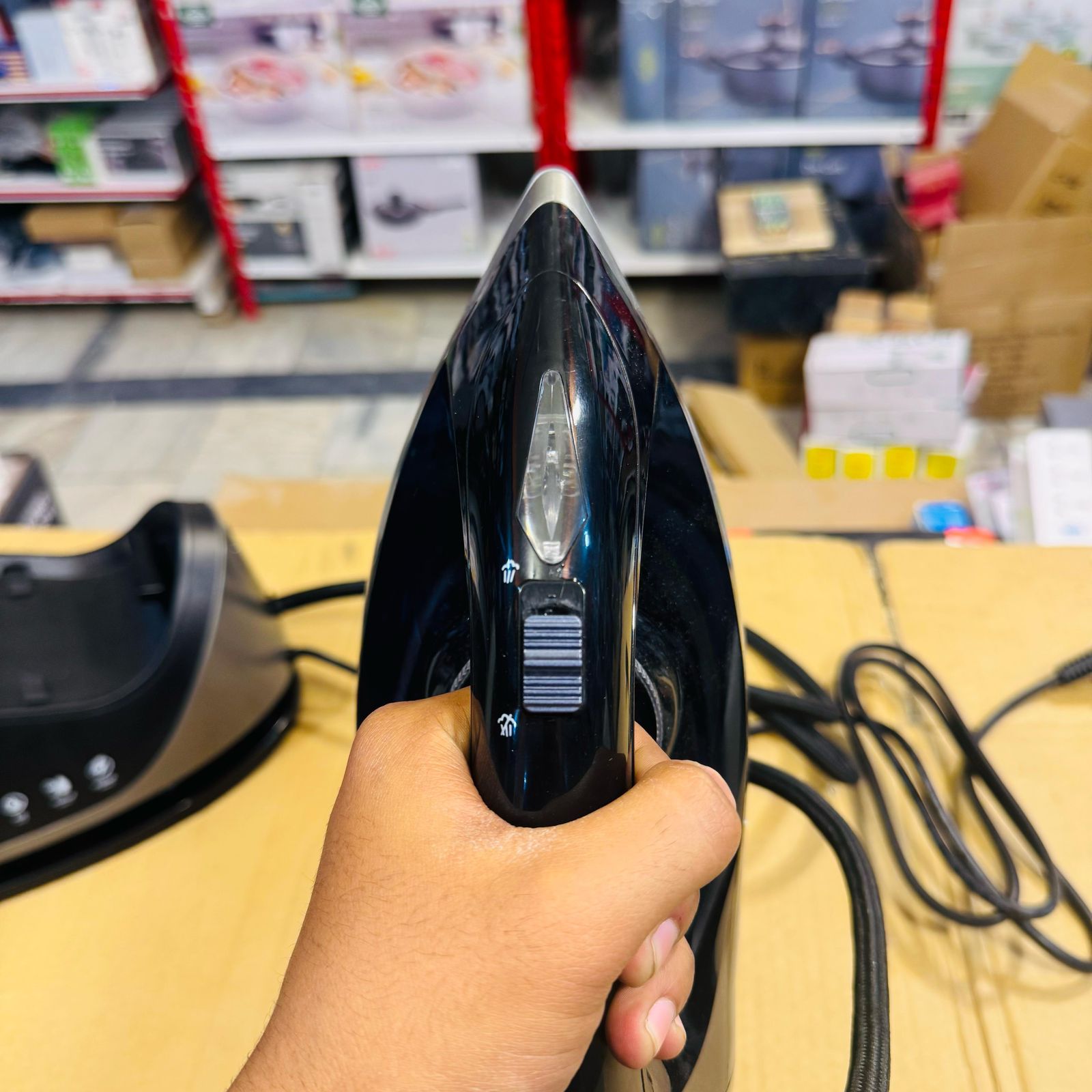 Boma Tank Steam Iron BM-199L