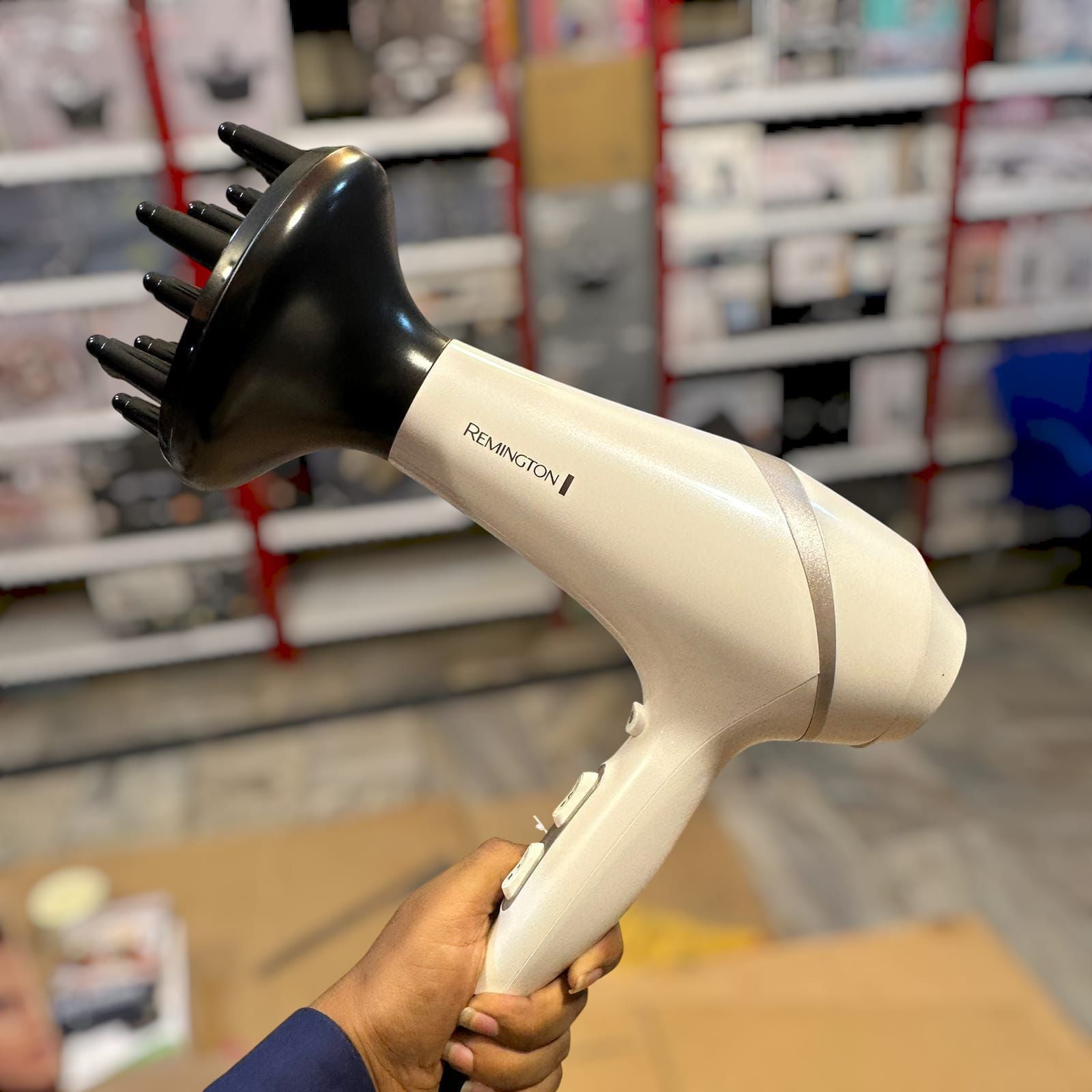 REMINGTON Hydraluxe Hair Dryer with Moisture– AC8901
