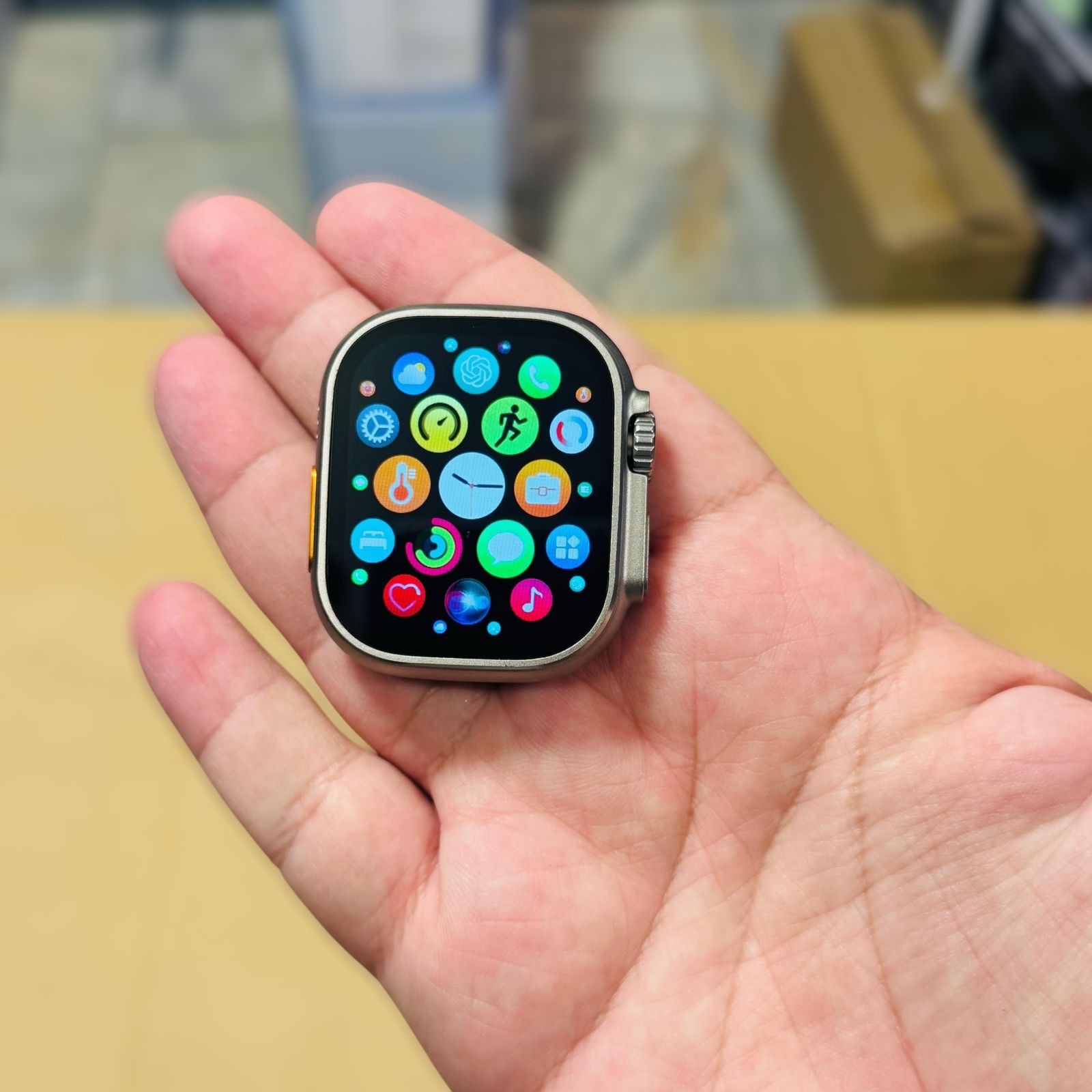 Amoled HK Ultra2 Smart Watch