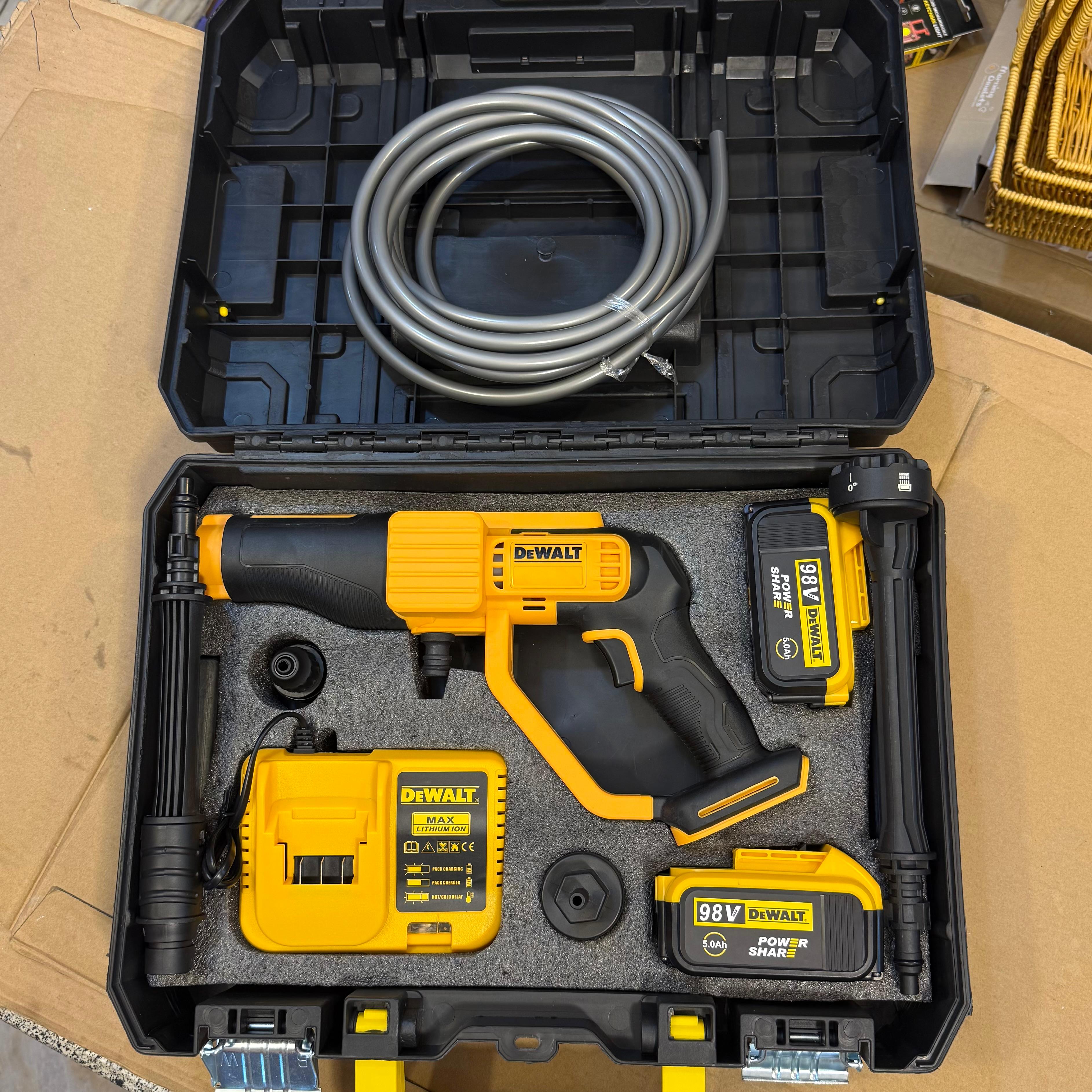 DeWalt Rechargeable Pressure Washer