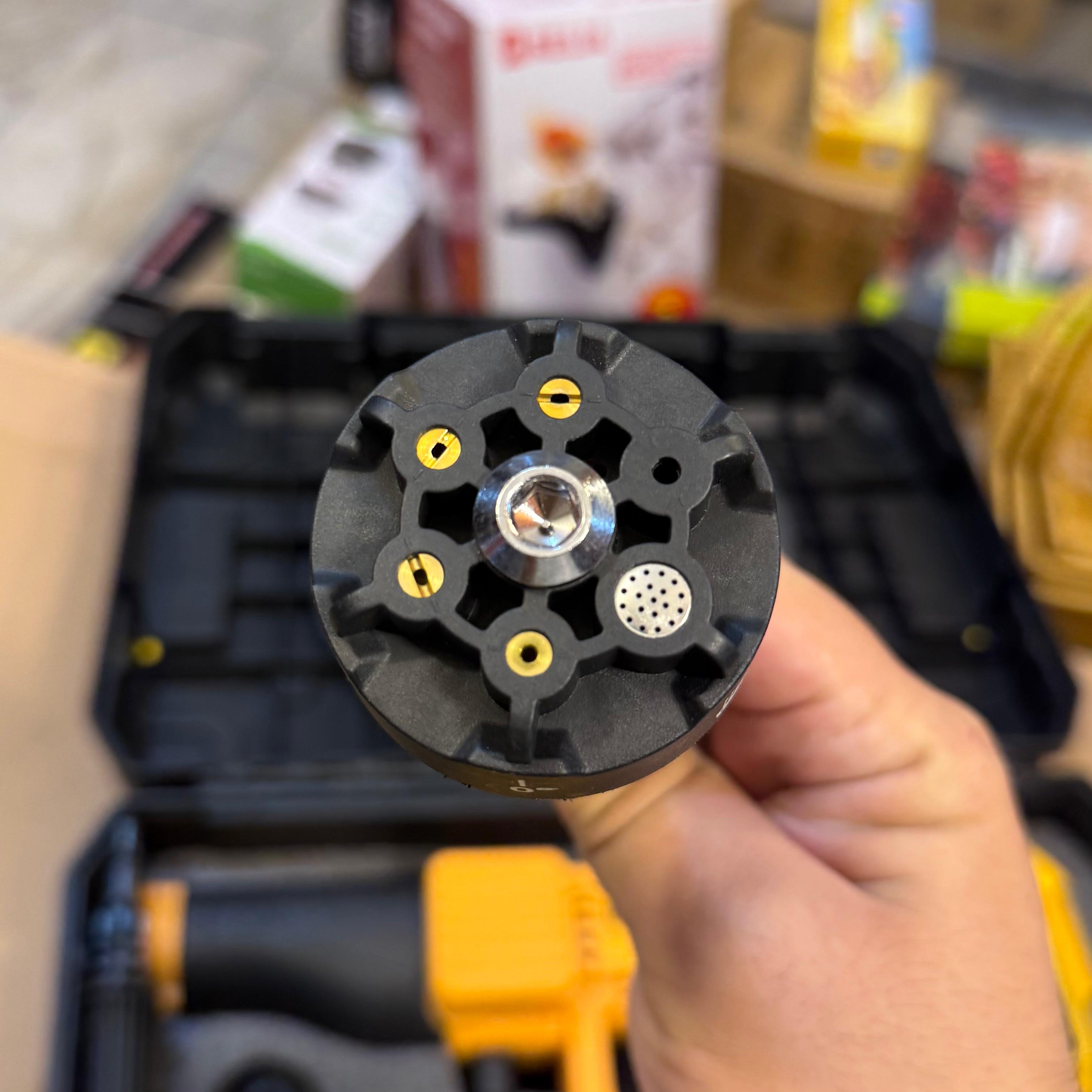 DeWalt Rechargeable Pressure Washer