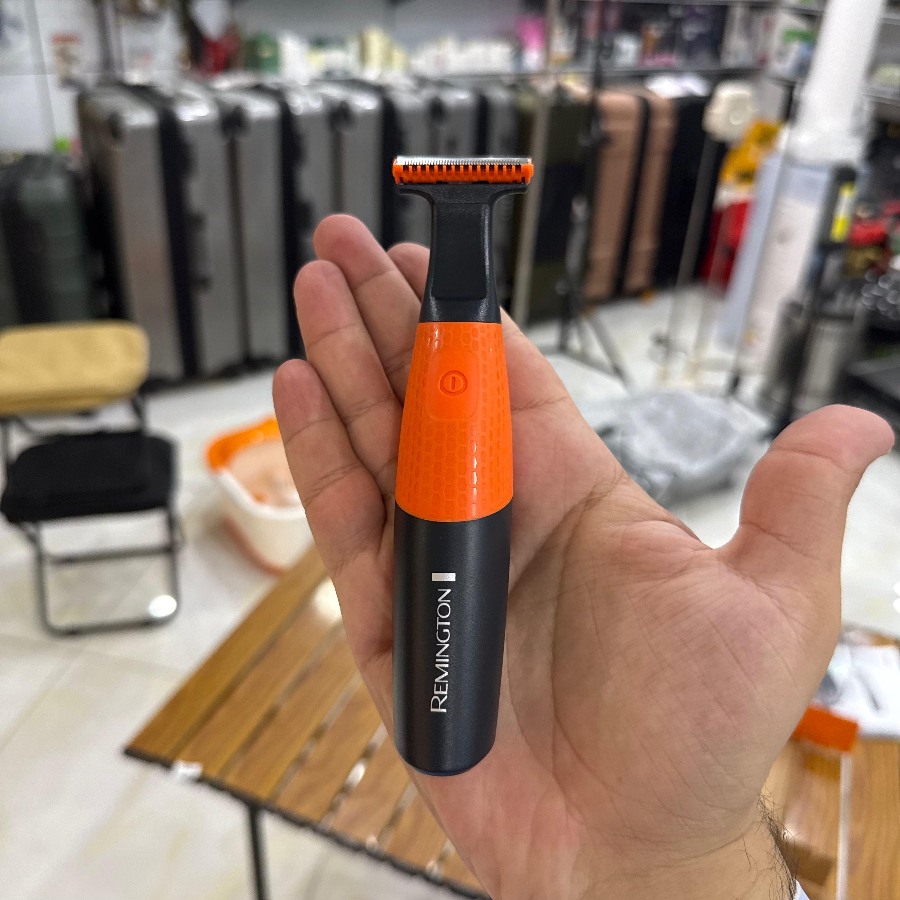 Remington DuraBlade Chargeable Shaver MB010