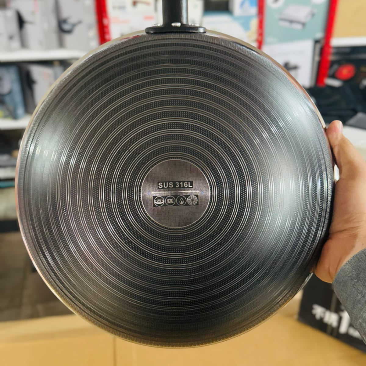 Crystal HoneyComb Laser Coated Deep Pan 34cm