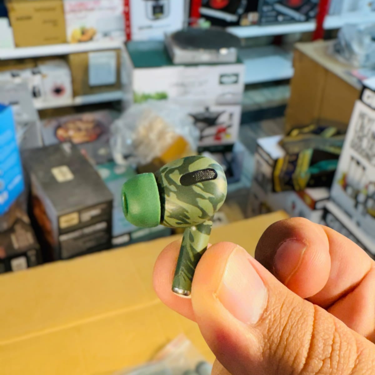 Lot Imported U & I EarPods