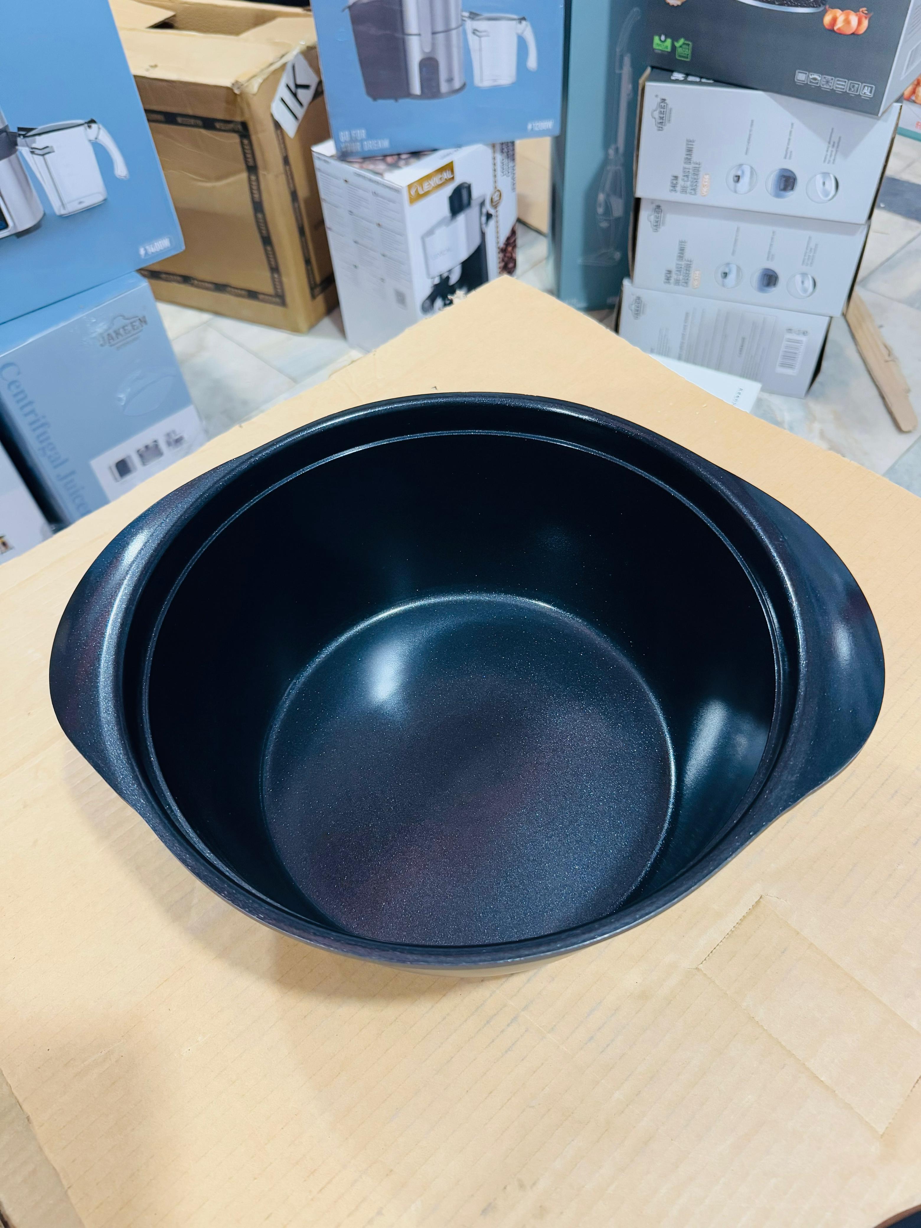 Uakeen Germany Die-Cast Aluminum Casserole 28cm VK-1303