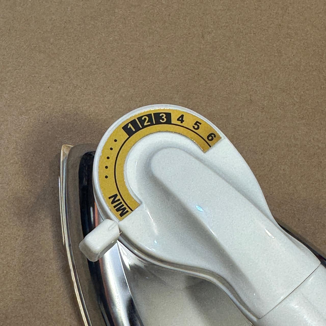 SUPER CREST 1200W Heavy Dry Iron SCT-1034