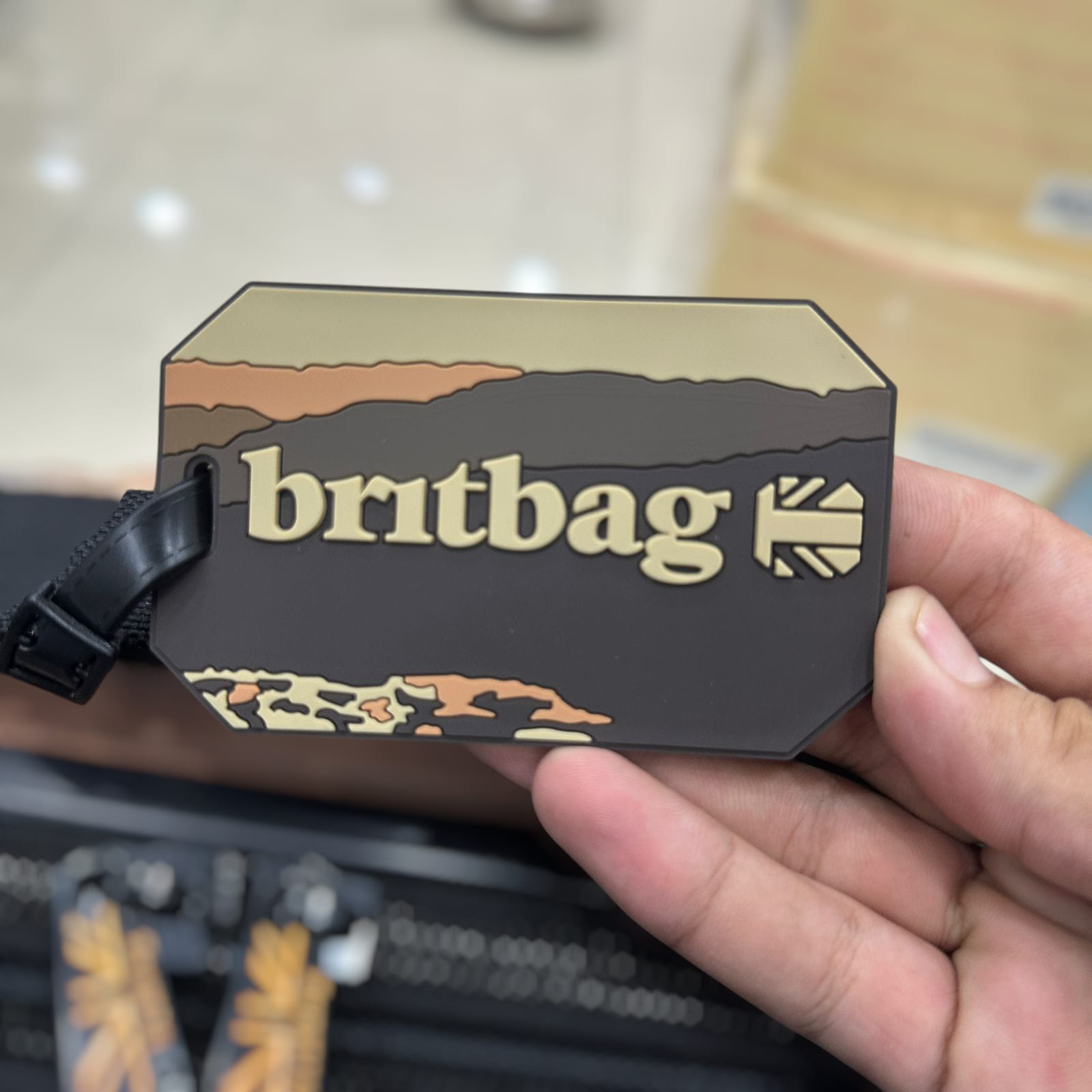 IT Britbag Luggage Suitcases Bag
