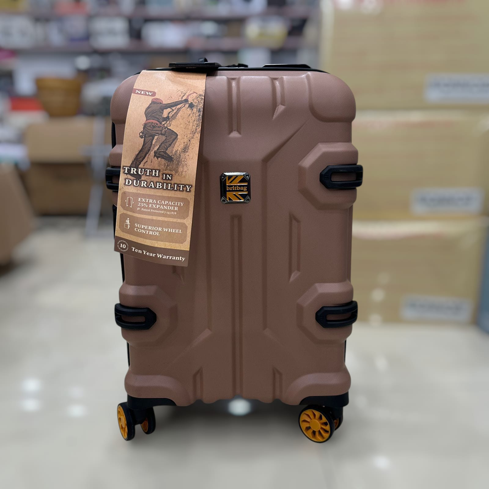 IT Britbag Luggage Suitcases Bag