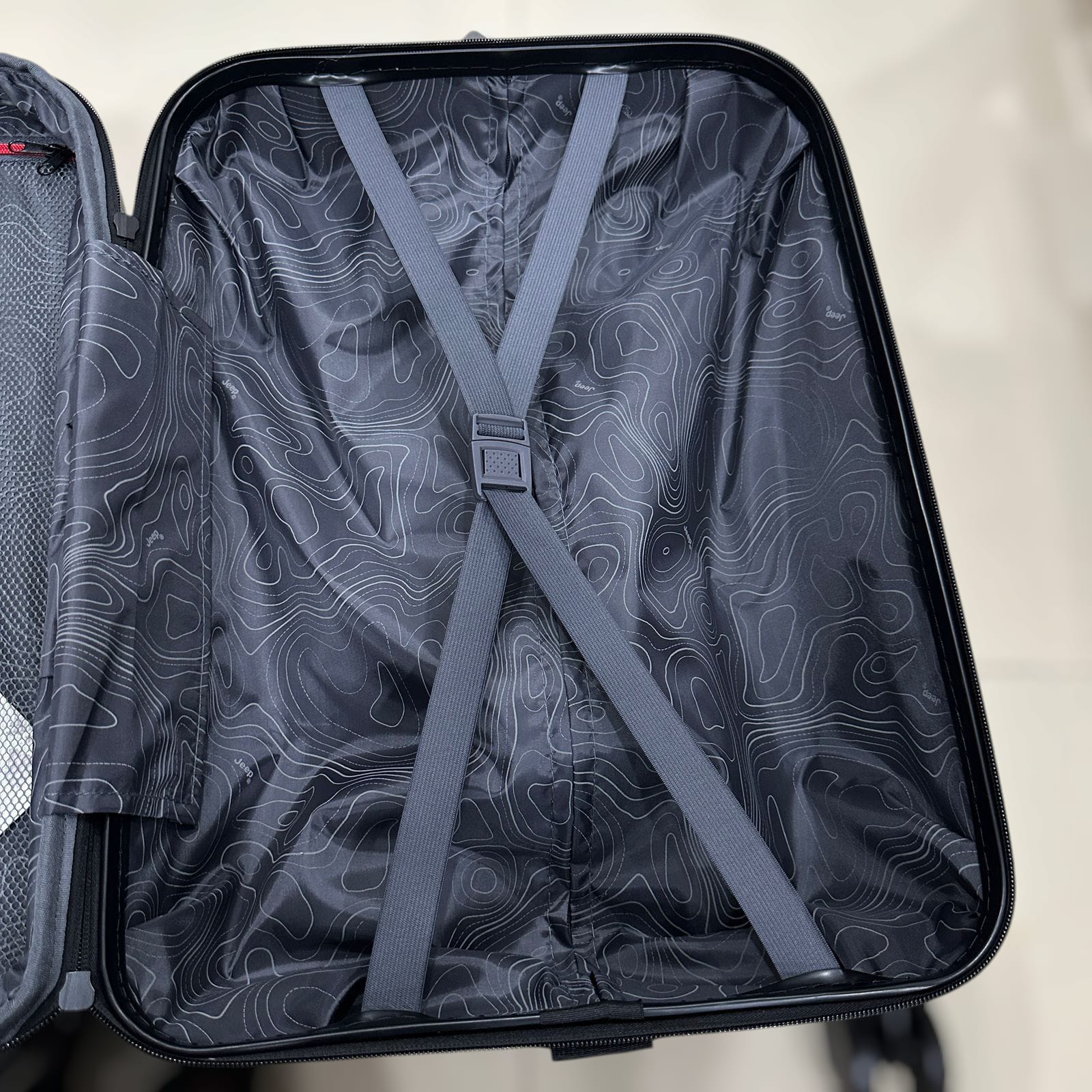 Jeep Polygon Hardside Luggage Suitcases