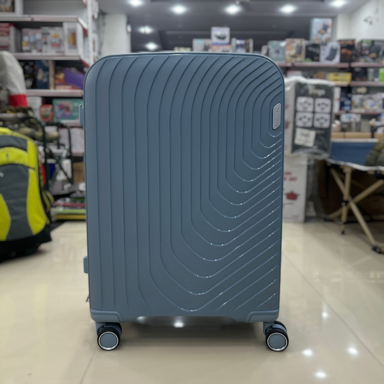 Samsonite Interlace Suitcase