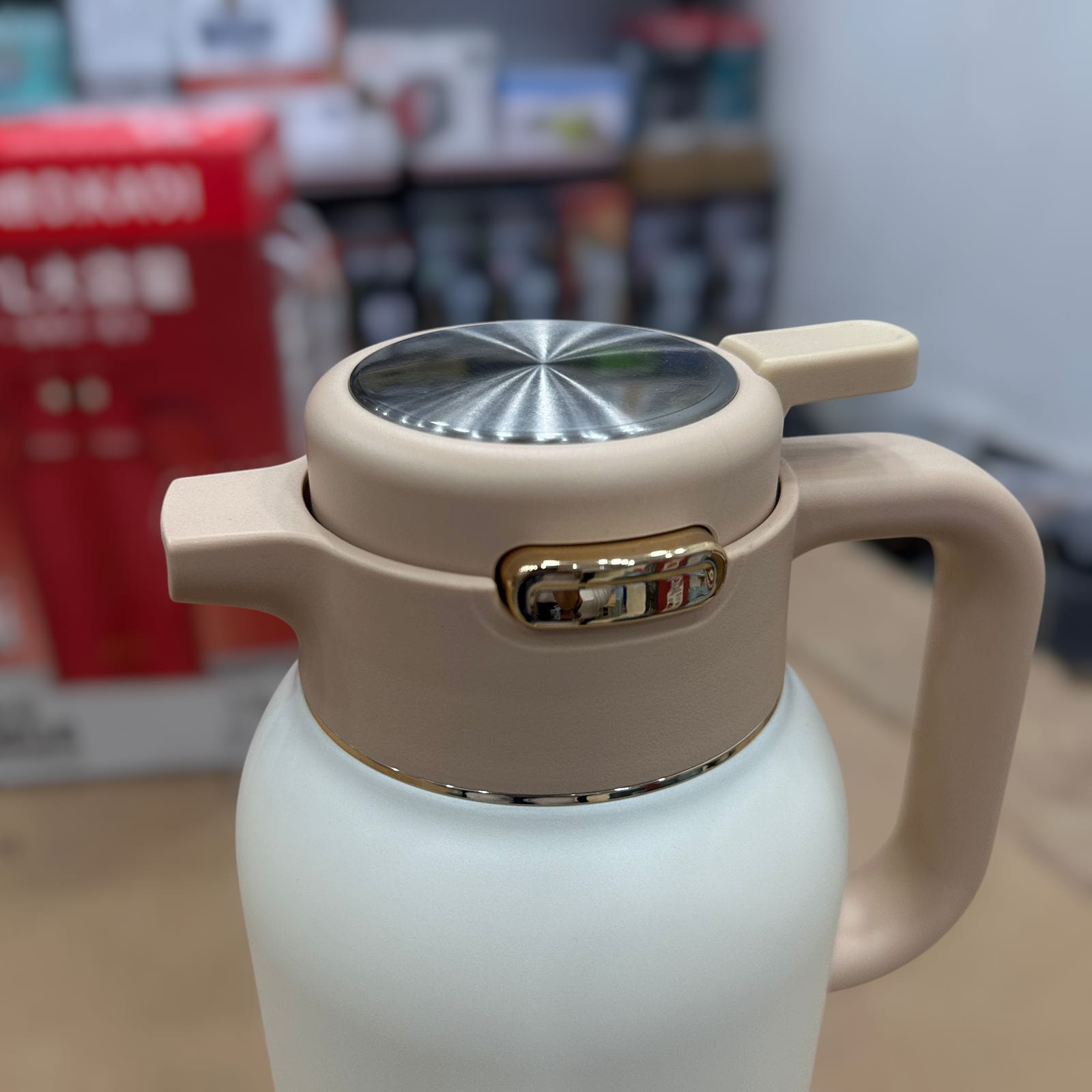 Dkadi 1.9L Stainless Steel Thermos 9109