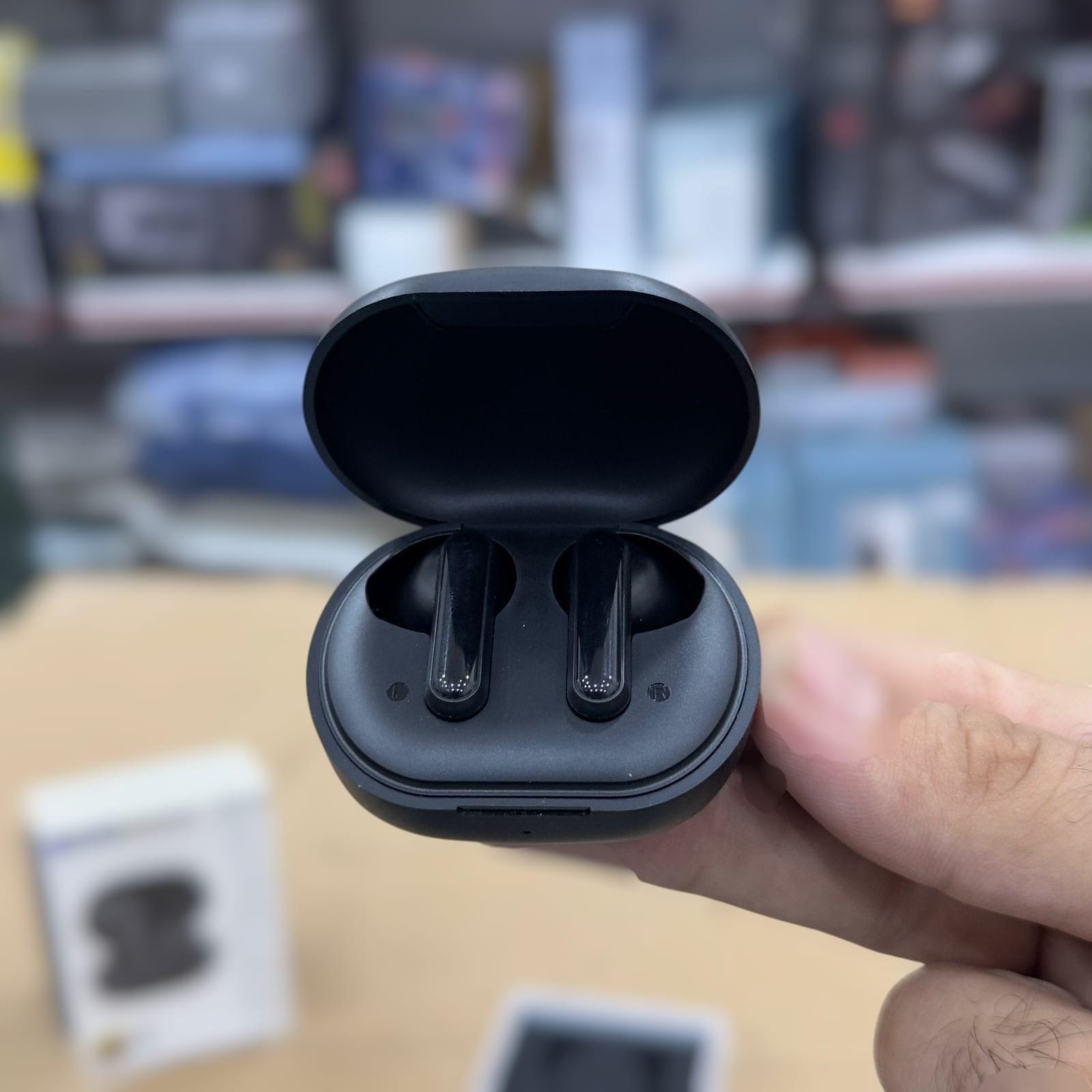 True Wireless Earphones