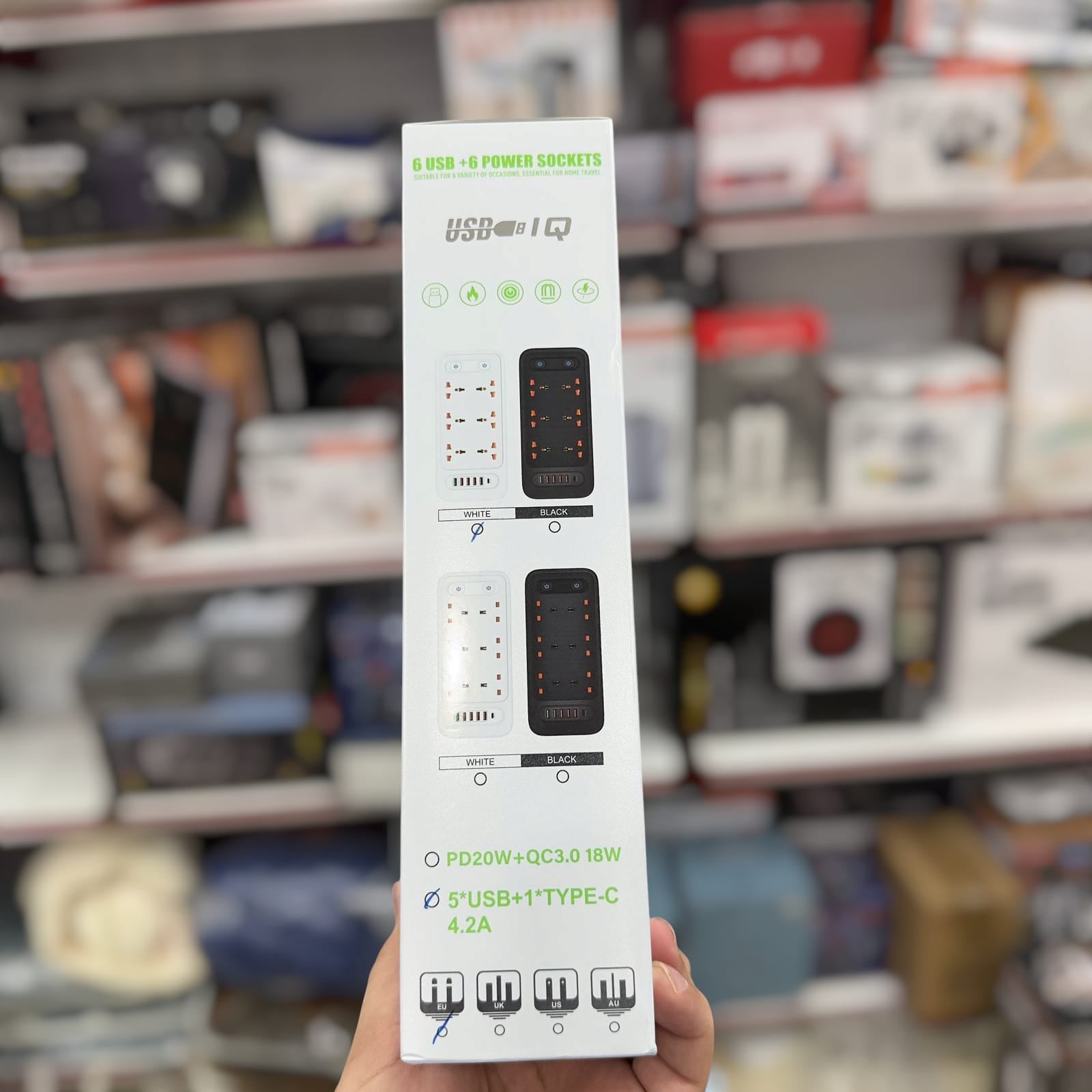 Good Quality Fireproof Extension Board with USB Ports