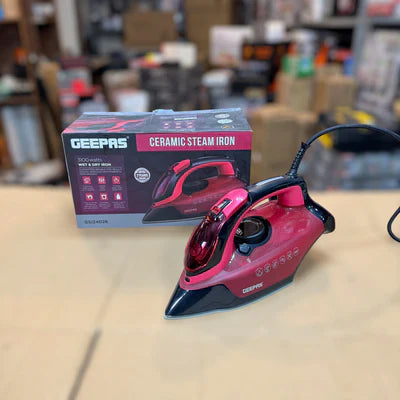 GEEPAS 3100W Ceramic Steam Iron-24026