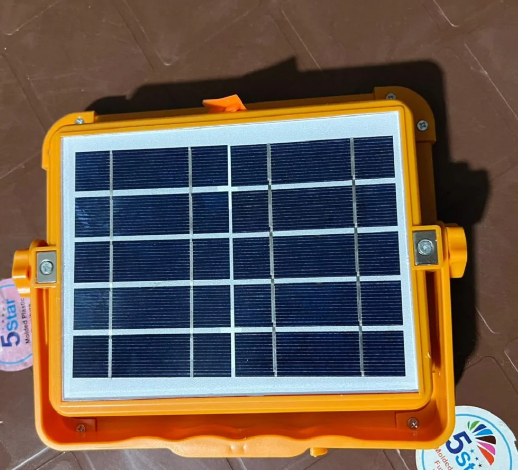 4 in 1 Rechargeable Solar Light with Power Bank