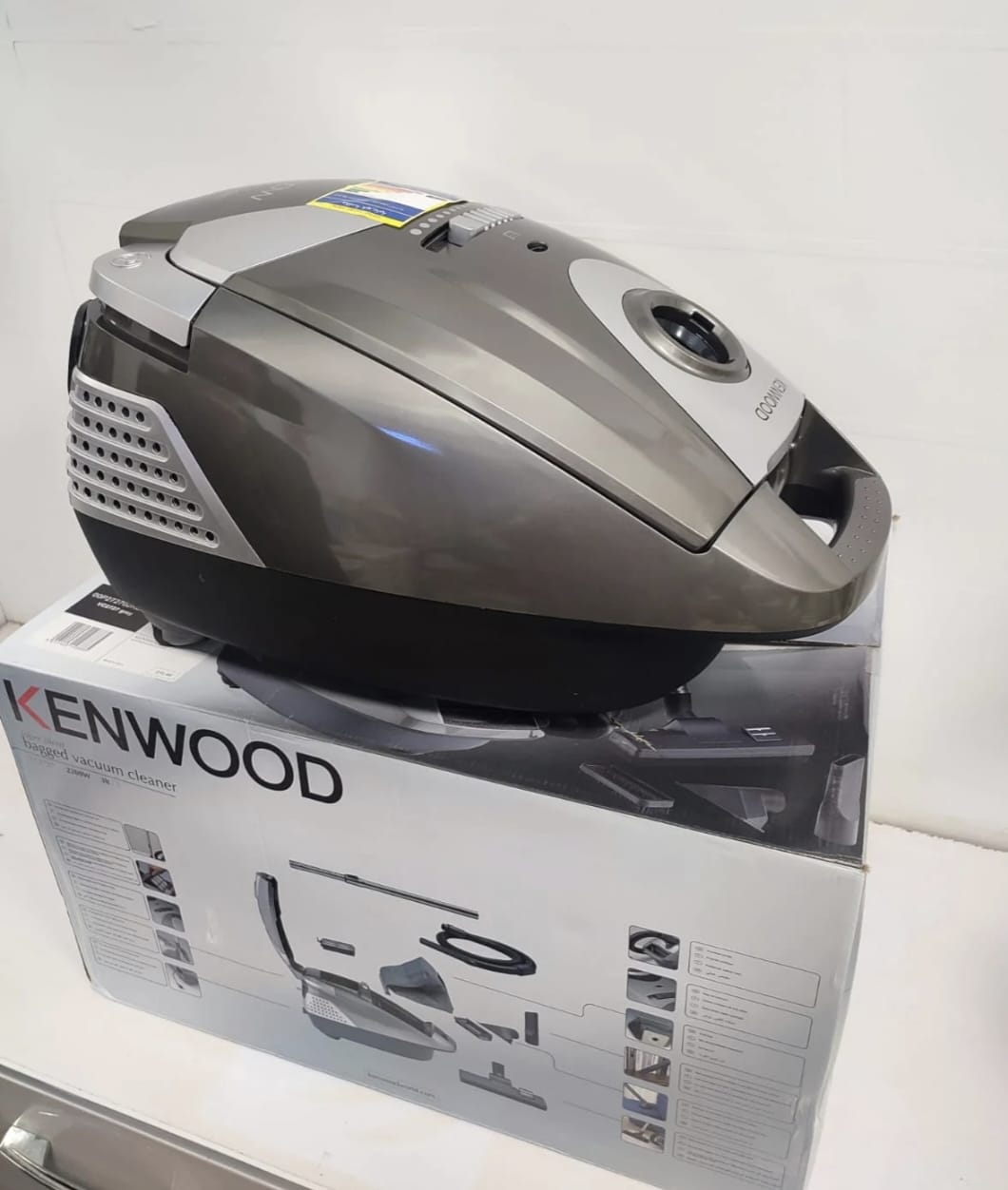 Original KENWOOD Super Silent Vacuum Cleaner 2200W