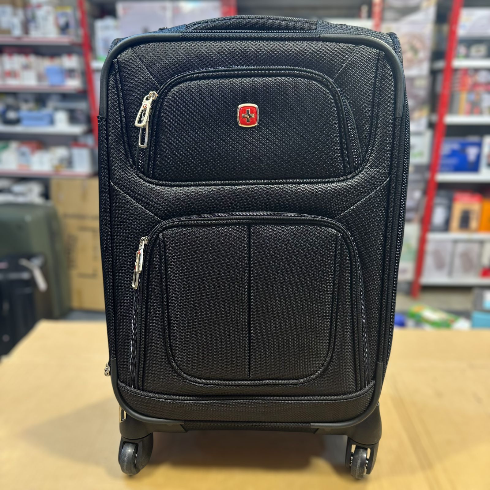 Swissgear Sion Expandable Luggage Set Of 3 Suitcases Bag