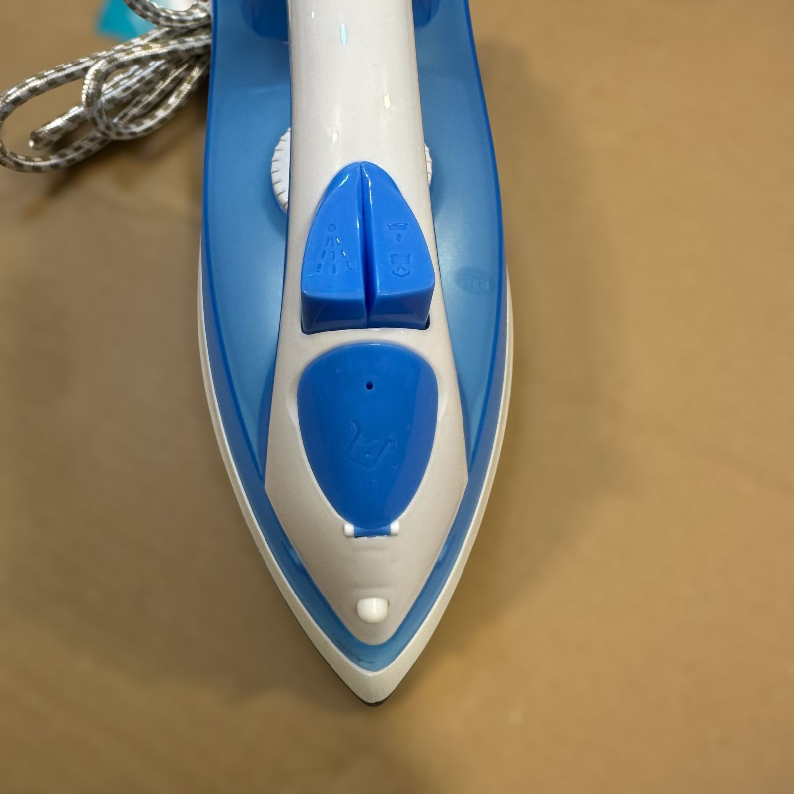 Winning Star Steam Iron ST-098A