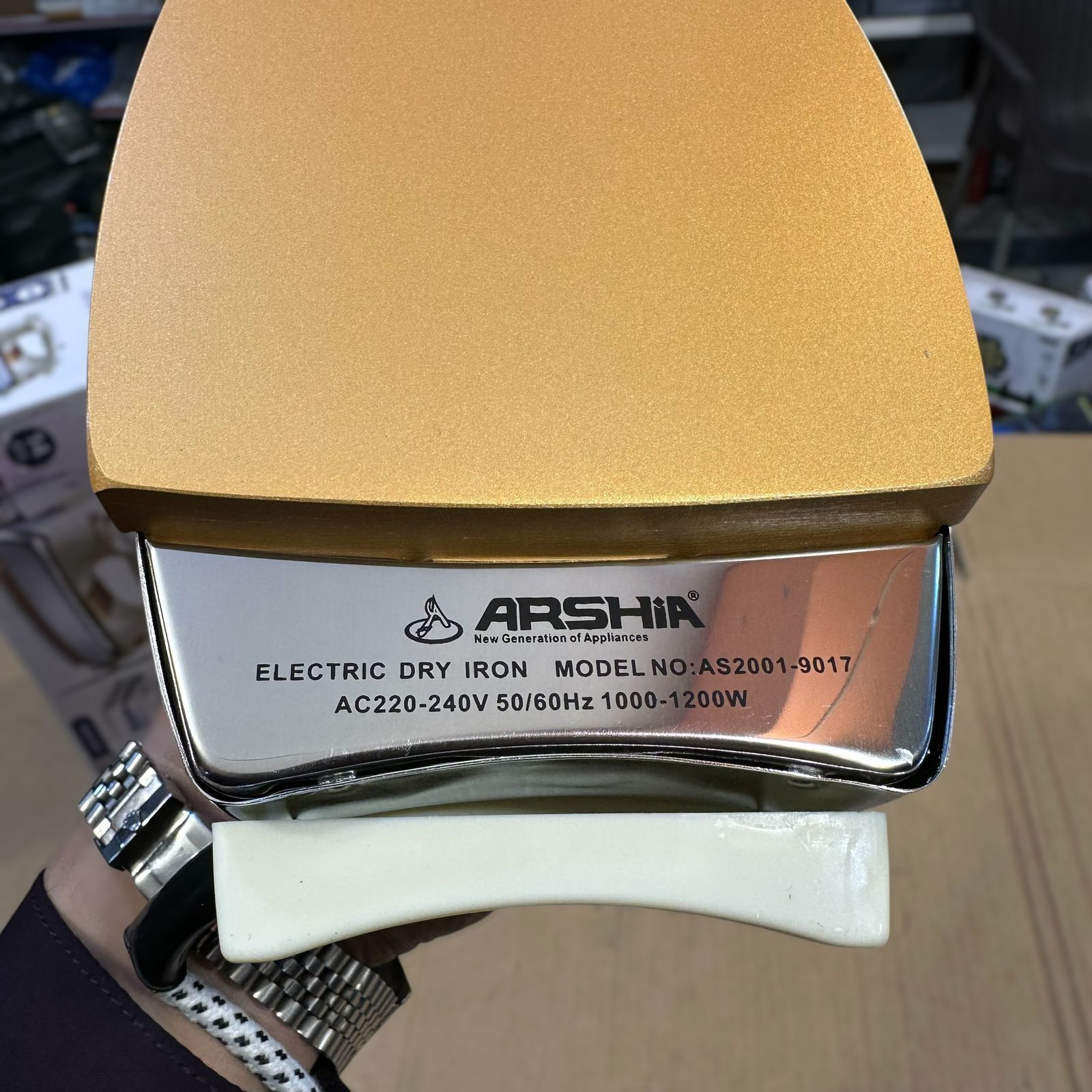 Arshia Electric Dry Iron AS2001-9017