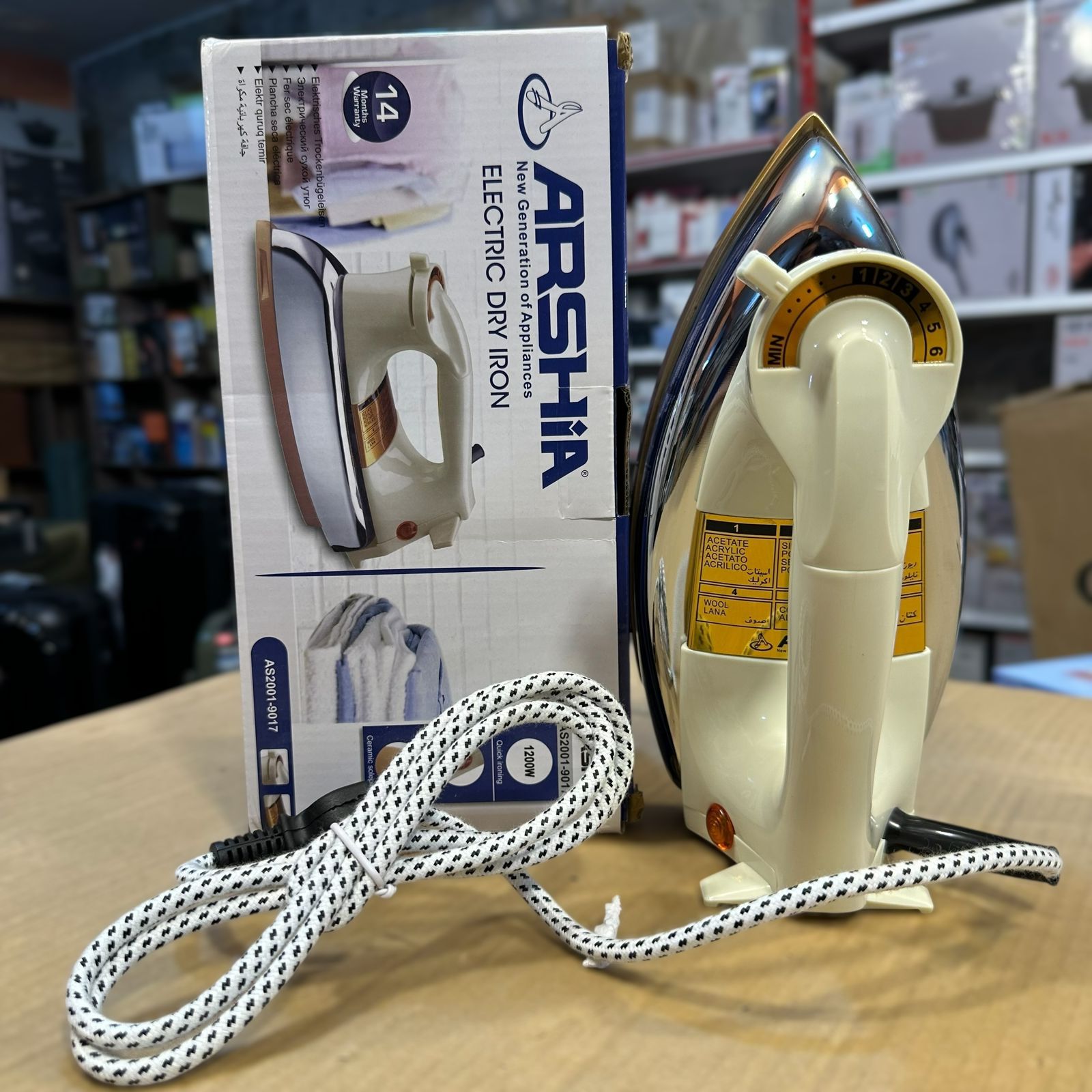 Arshia Electric Dry Iron AS2001-9017