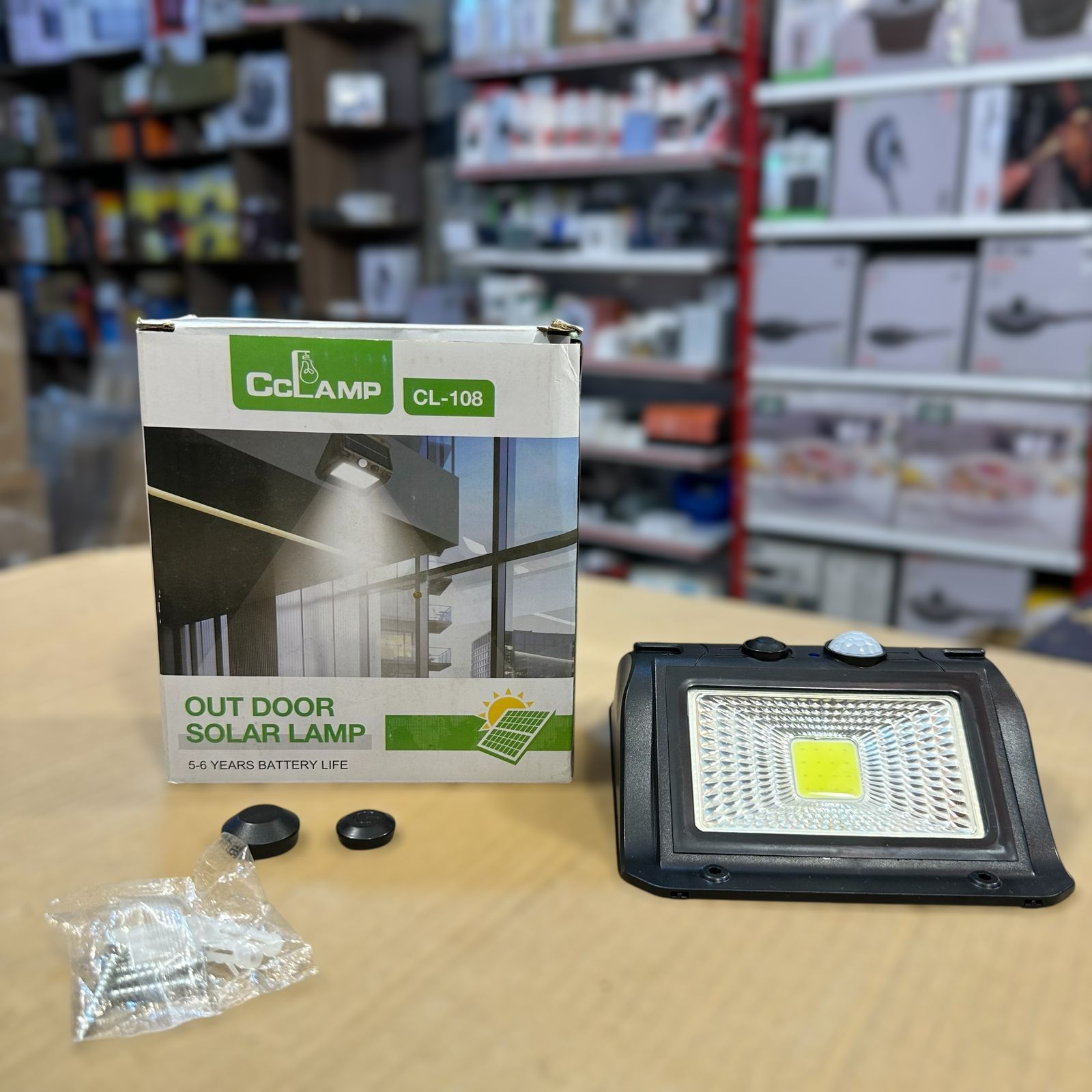Cclamp Outdoor Solar Lamp CL-108