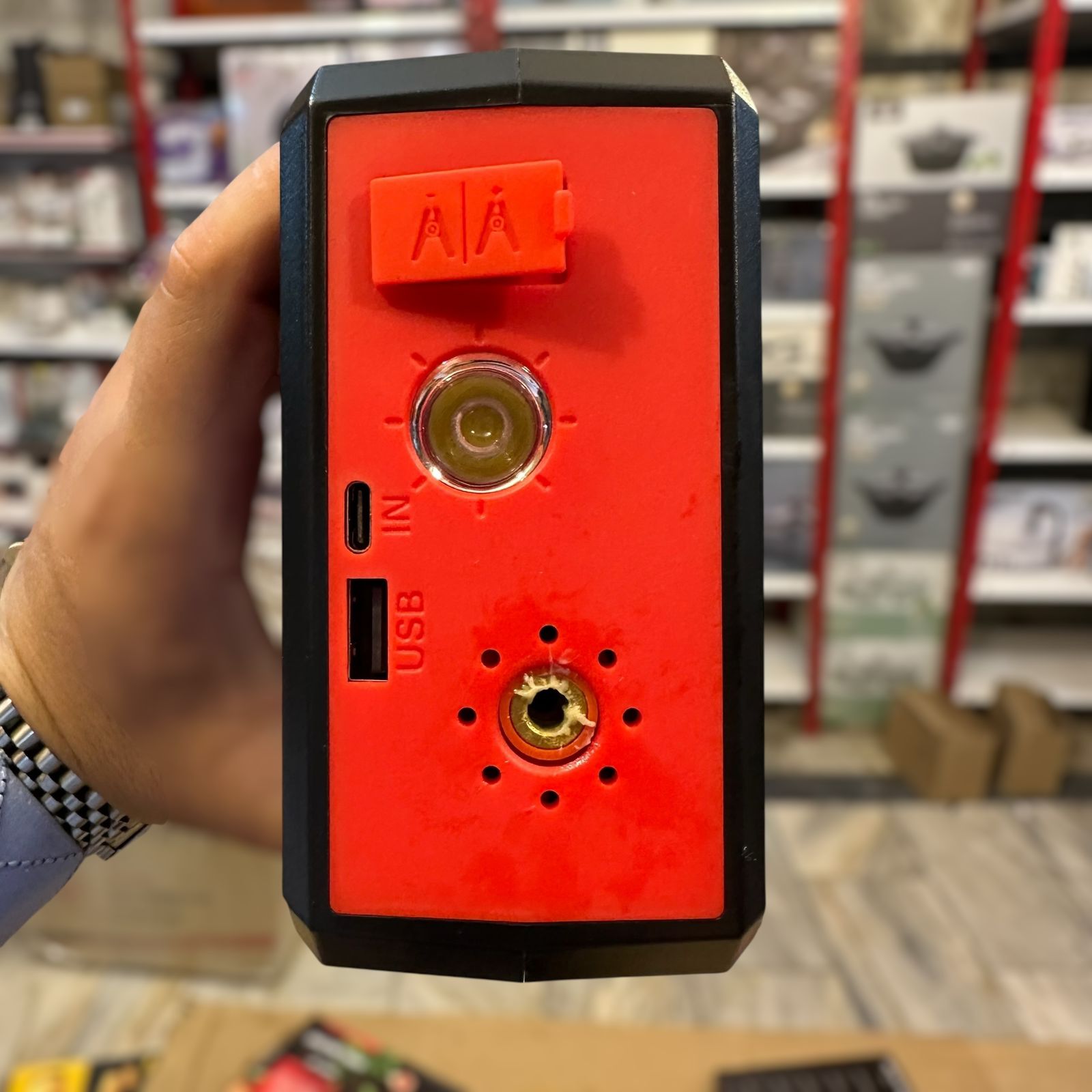 Multifunctional Jump Starter & Tire Inflator
