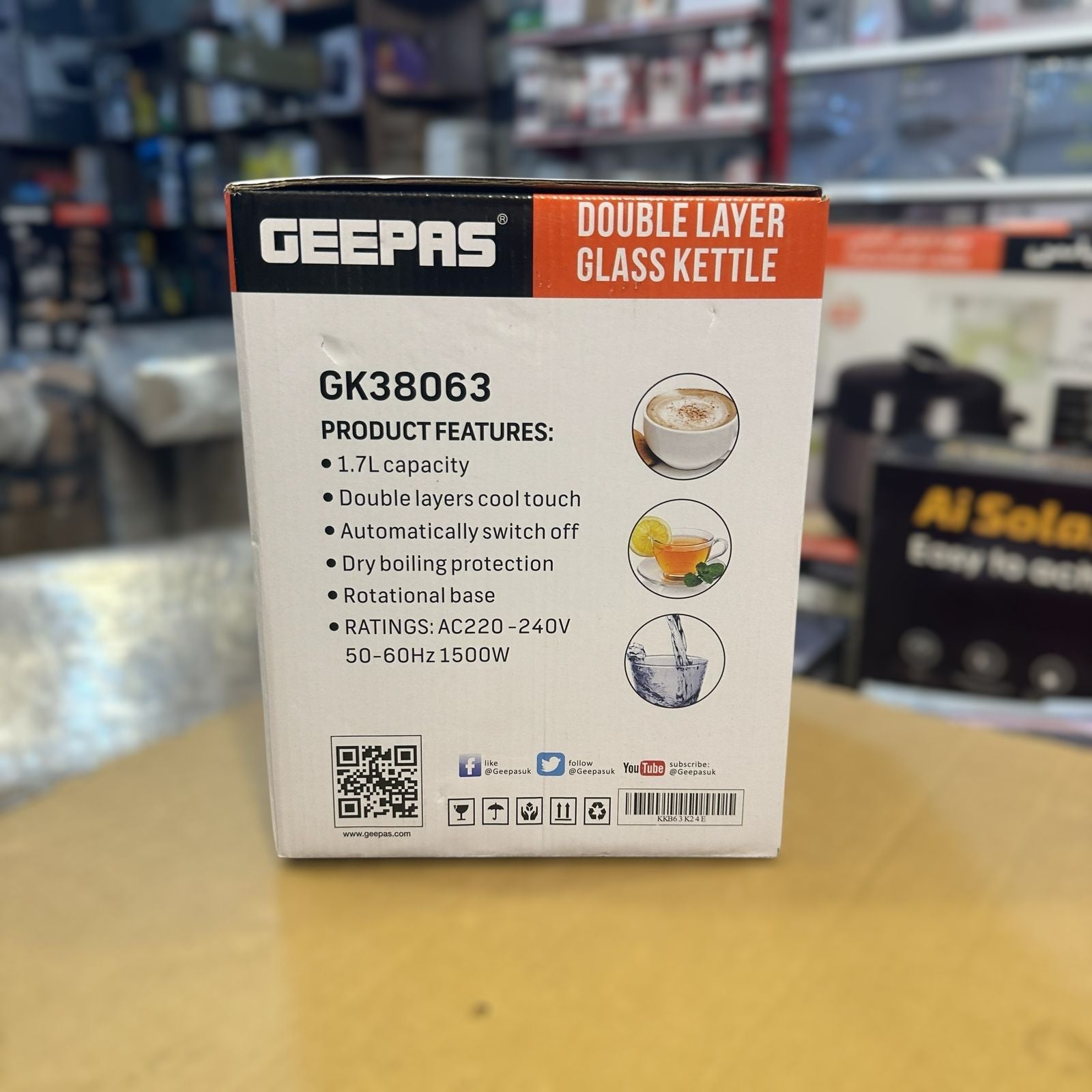 GEEPAS 1.7L Double Layer 1500W Glass Kettle-38063