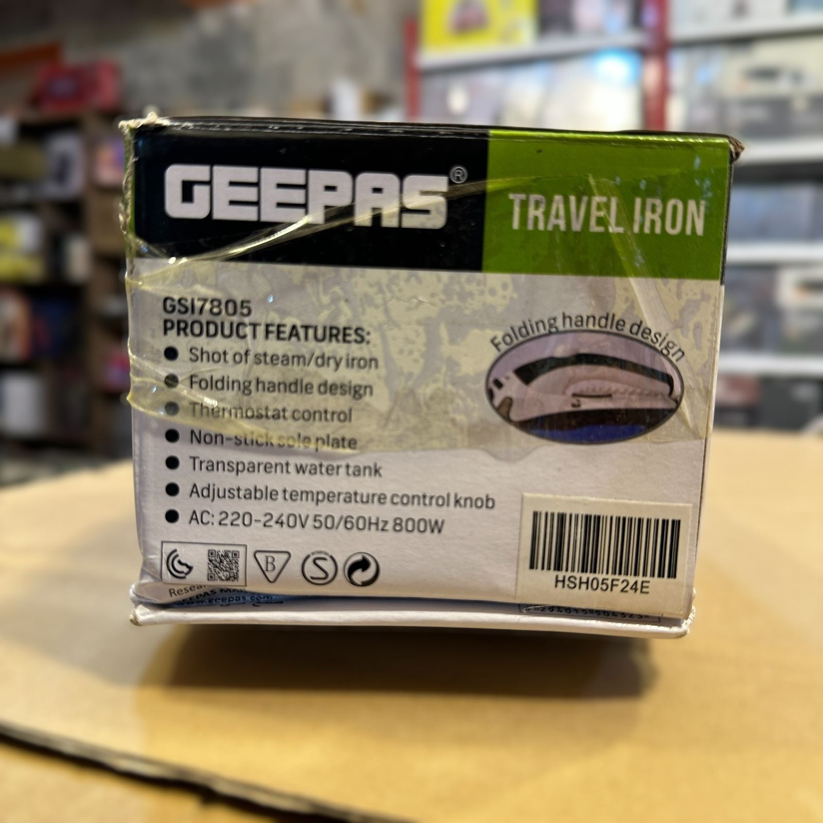 Geepas Travel Iron 7805