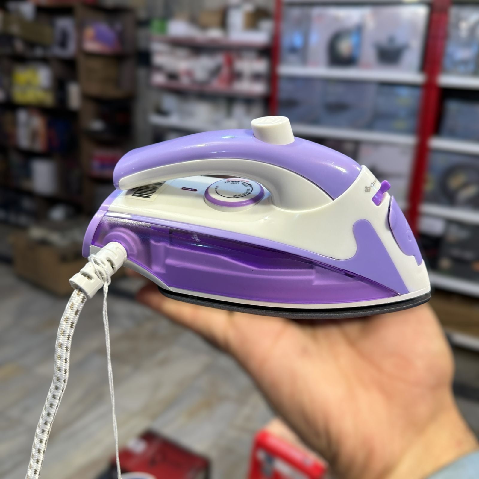 Geepas Travel Iron 7805