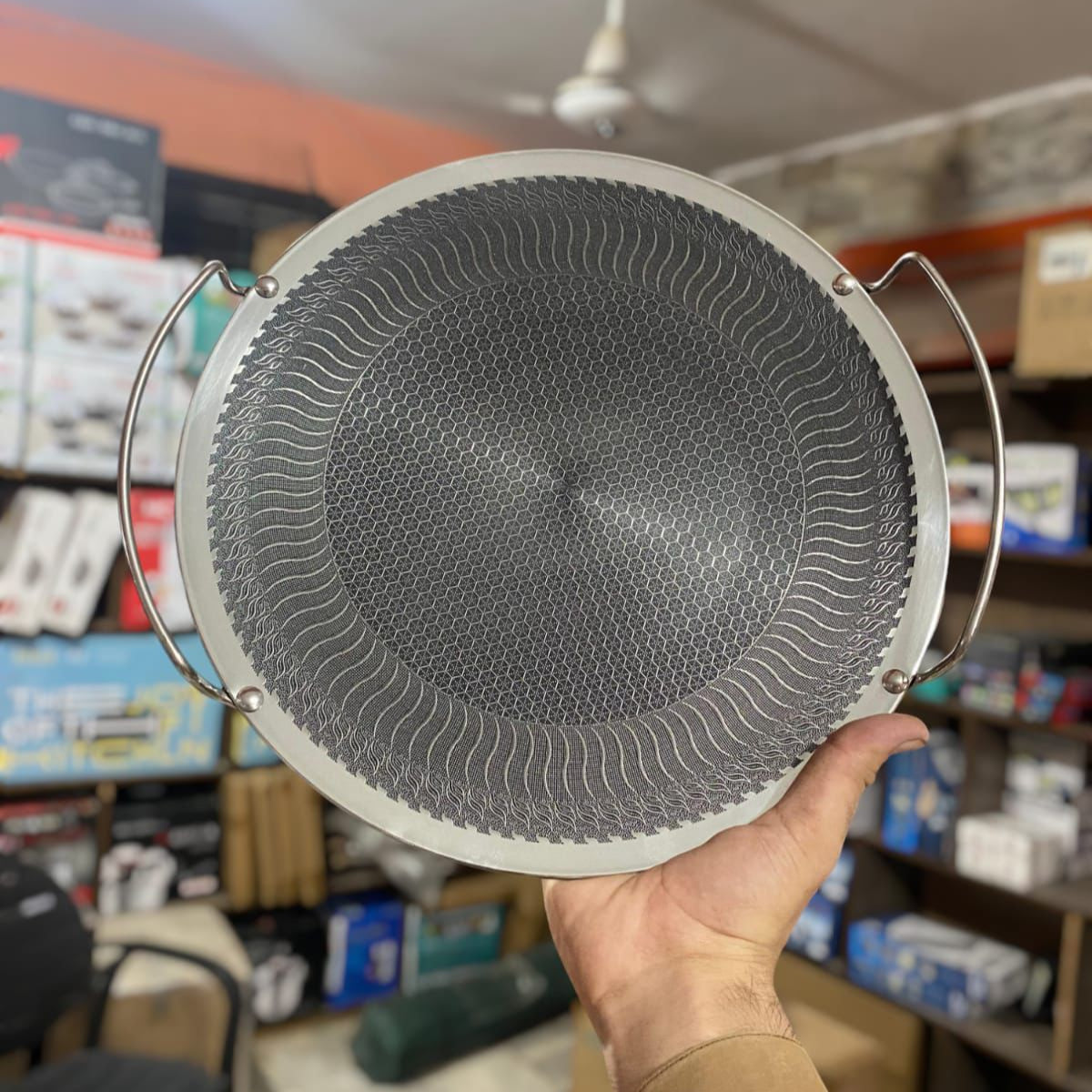Raised Handles Laser Coated Honeycomb Tawa 34cm